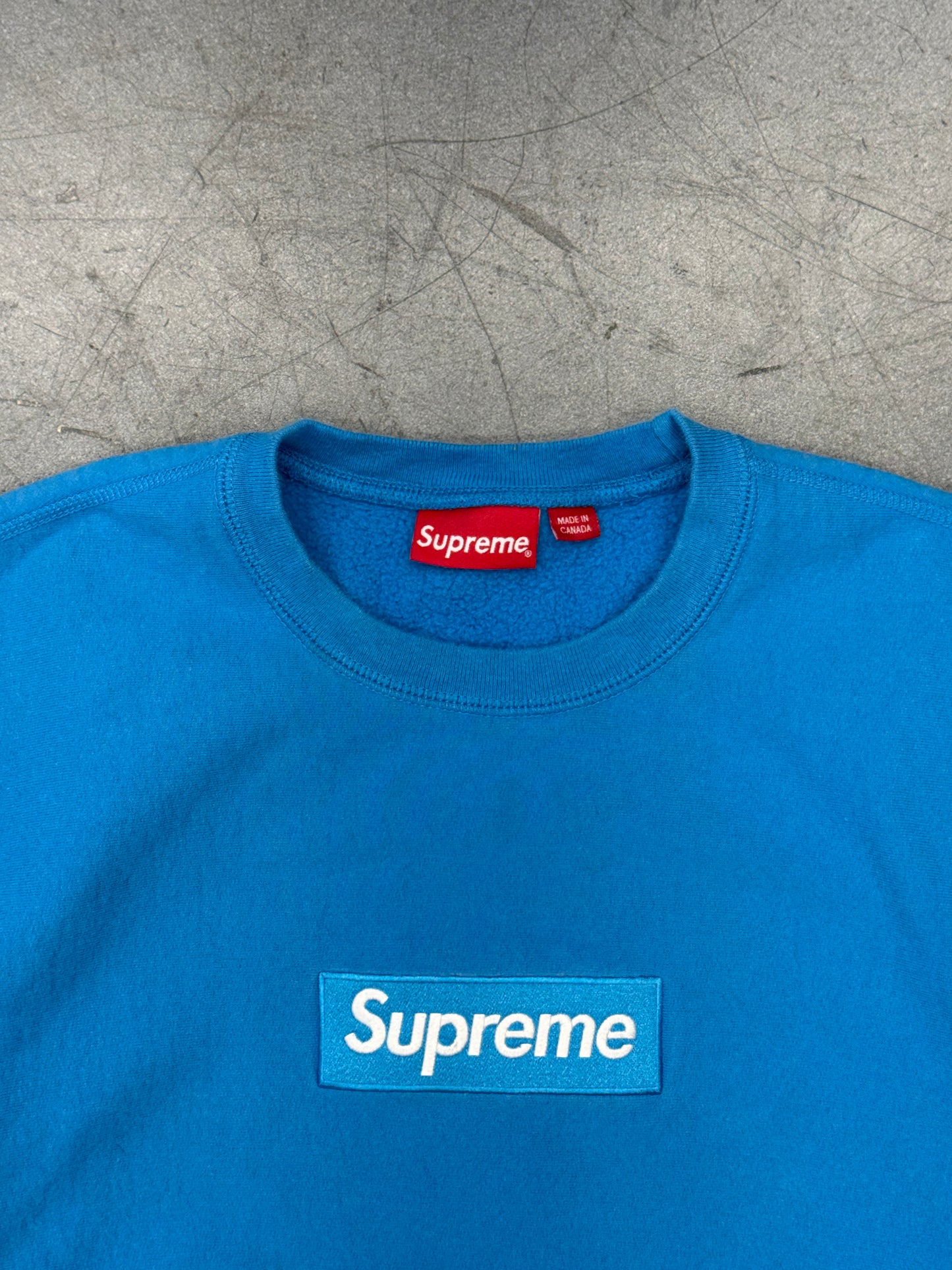 FW18 SUPREME BOX LOGO CREWNECK - BRIGHT ROYAL