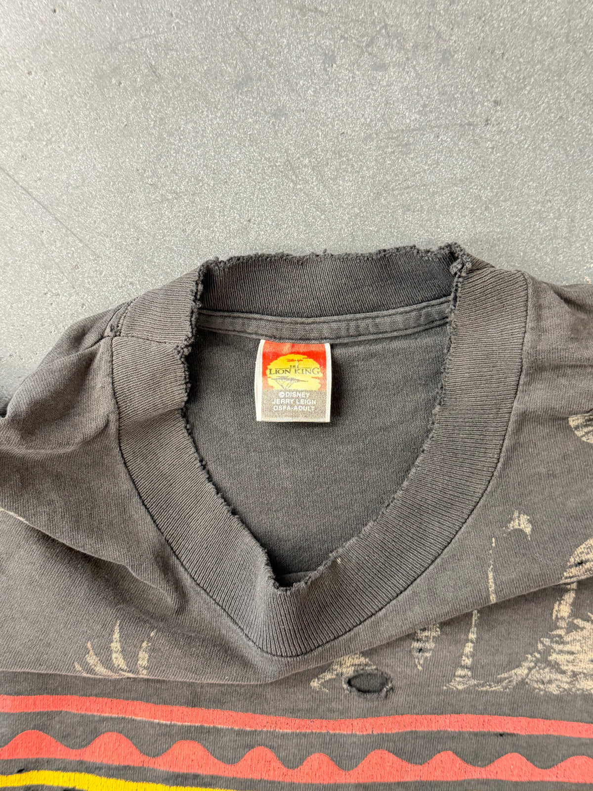 90S DISNEY'S THE LION KING DISTRESSED & FADED AOP TEE (JERRY LEIGH TAG)