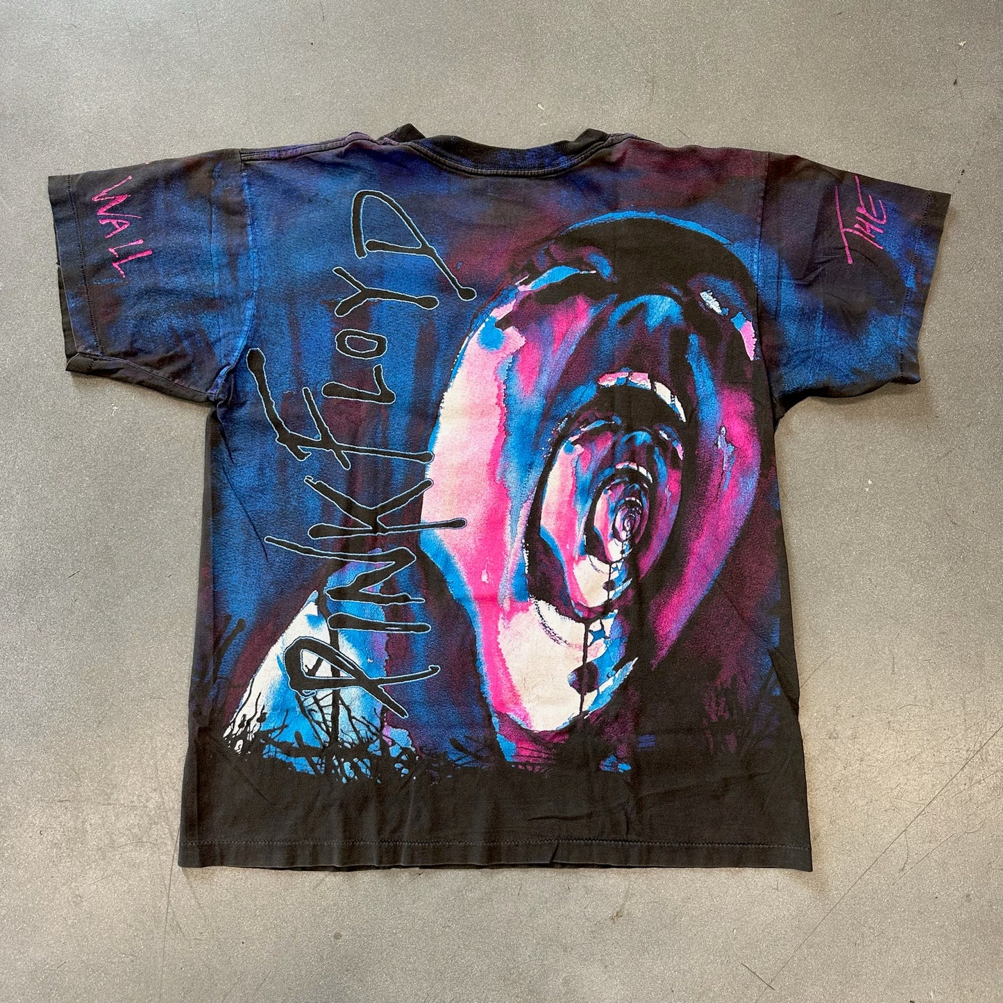 1994 PINK FLOYD THE WALL SCREAMING FACE ALL OVER PRINT TEE (WINTERLAND TAG)