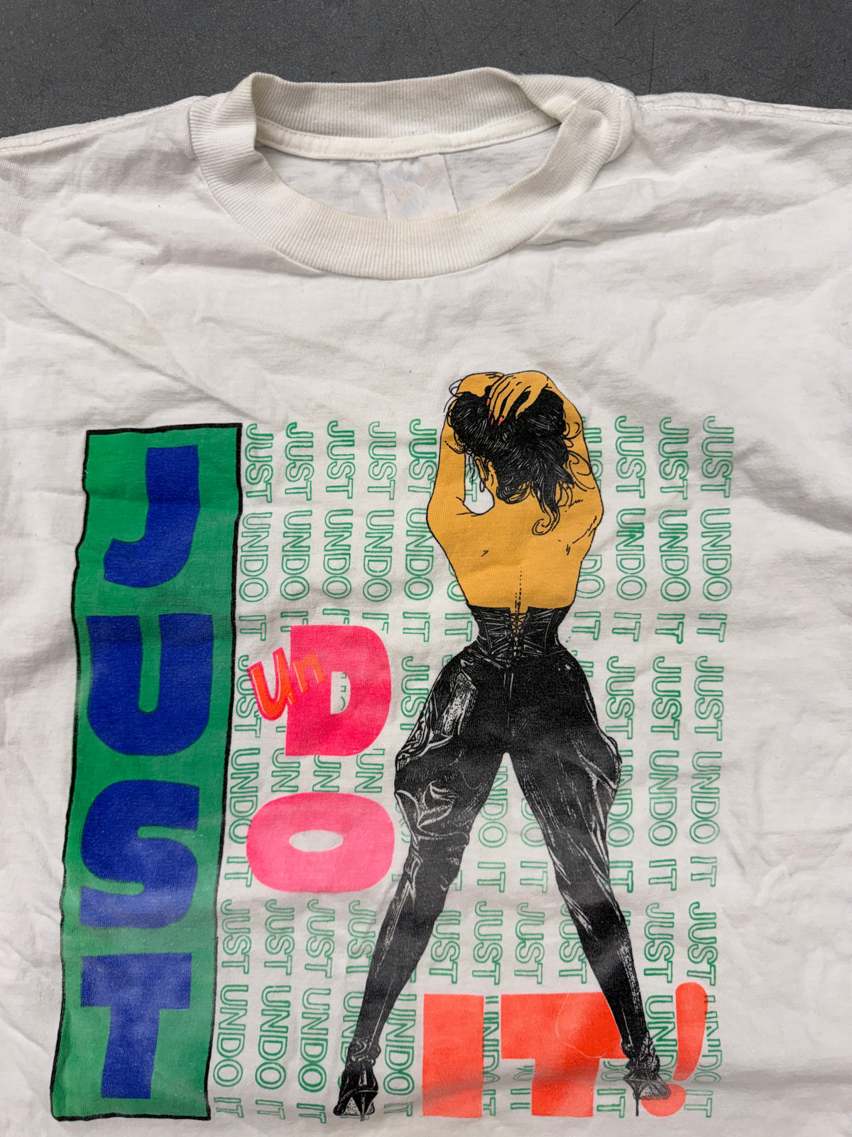 90S BOOTLEG NIKE JUST UNDO IT! TEE (T-LINEAGE TAG)