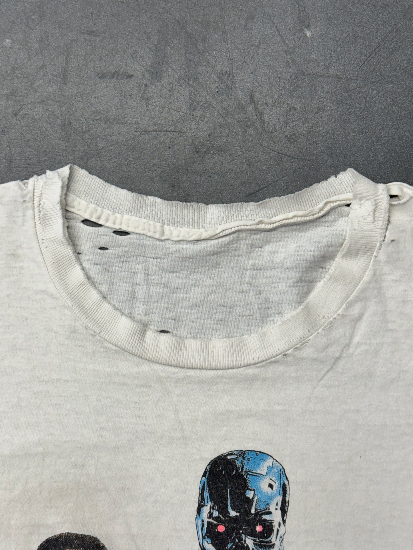 1991 TERMINATOR 2: JUDGMENT DAY "HASTA LA VISTA, BABY!" DISTRESSED TEE (PULLED TAG)