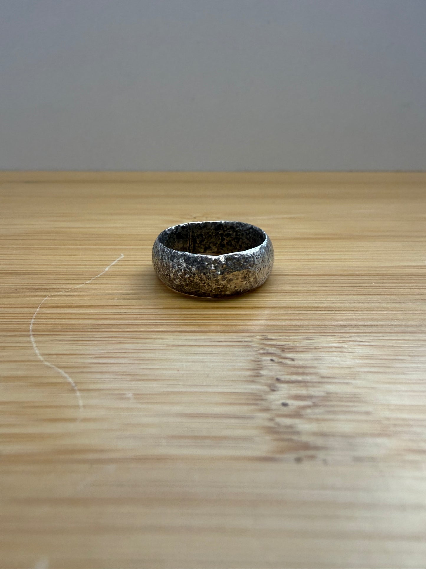 VINTAGE SHIPWRECK SILVER BAND RING