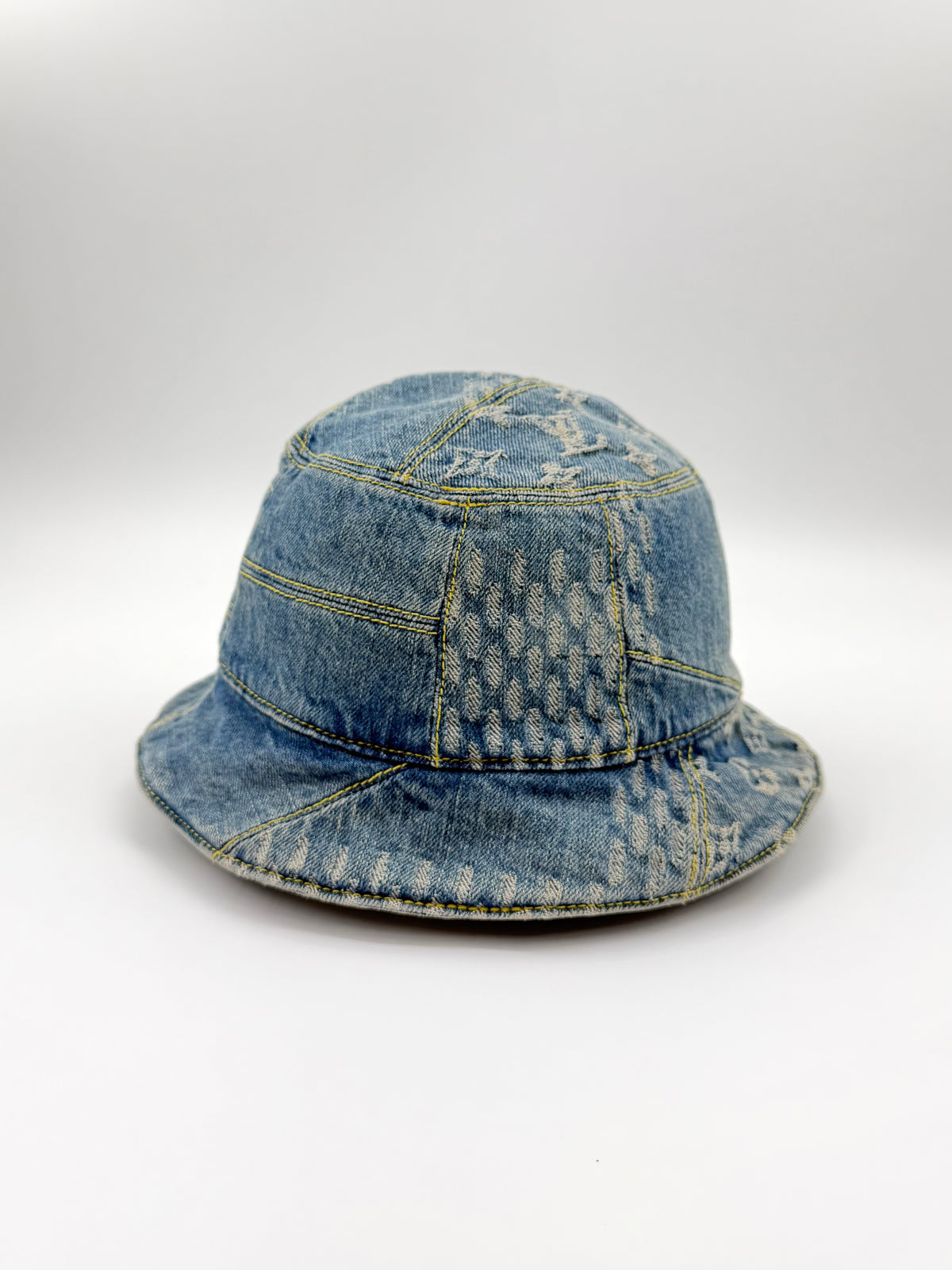 2020 LOUIS VUITTON NEO DAMIER GIANT WAVE REVERSIBLE DENIM BUCKET HAT