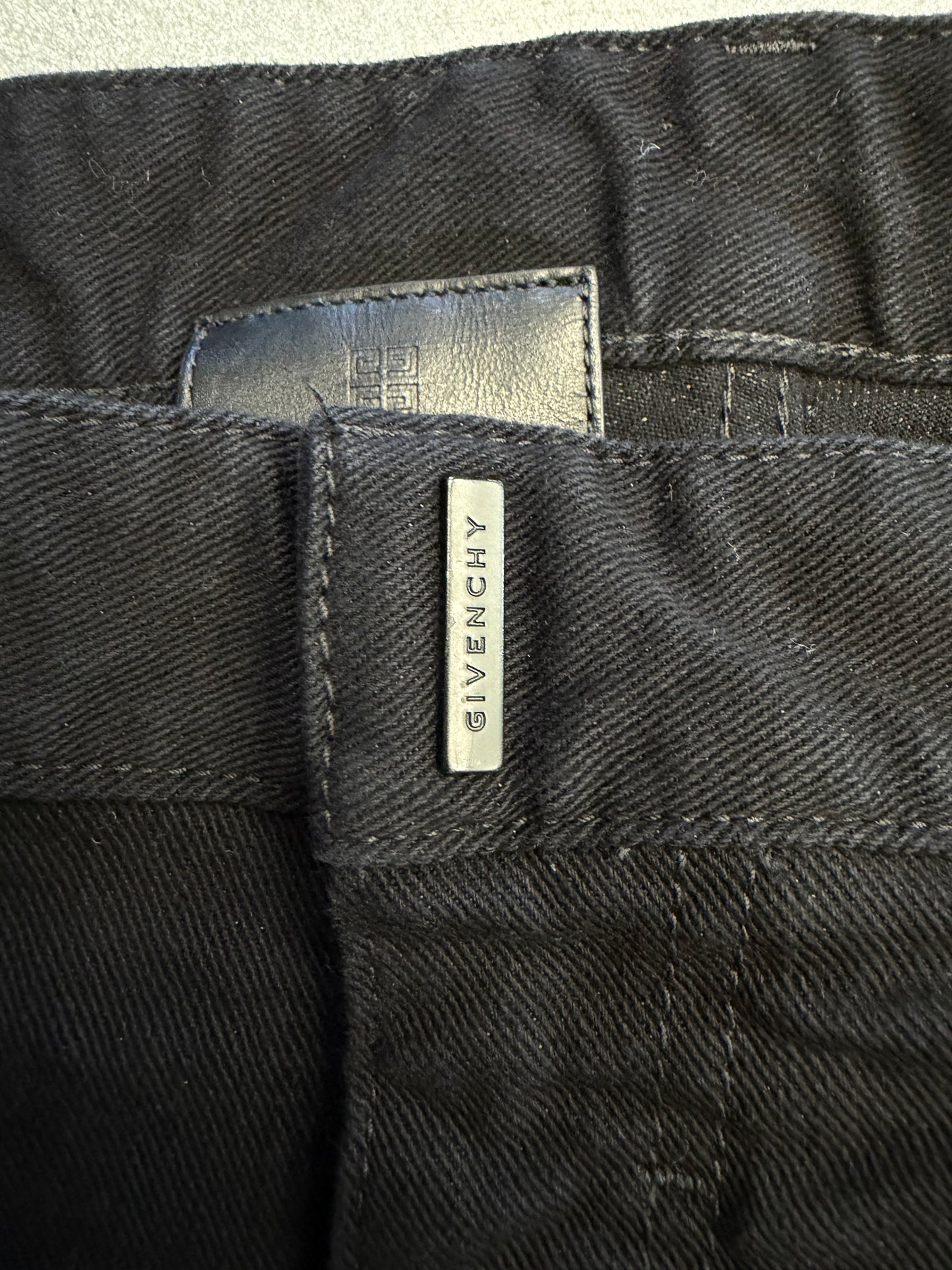 GIVENCHY 4G WIDE LEG JEANS - BLACK