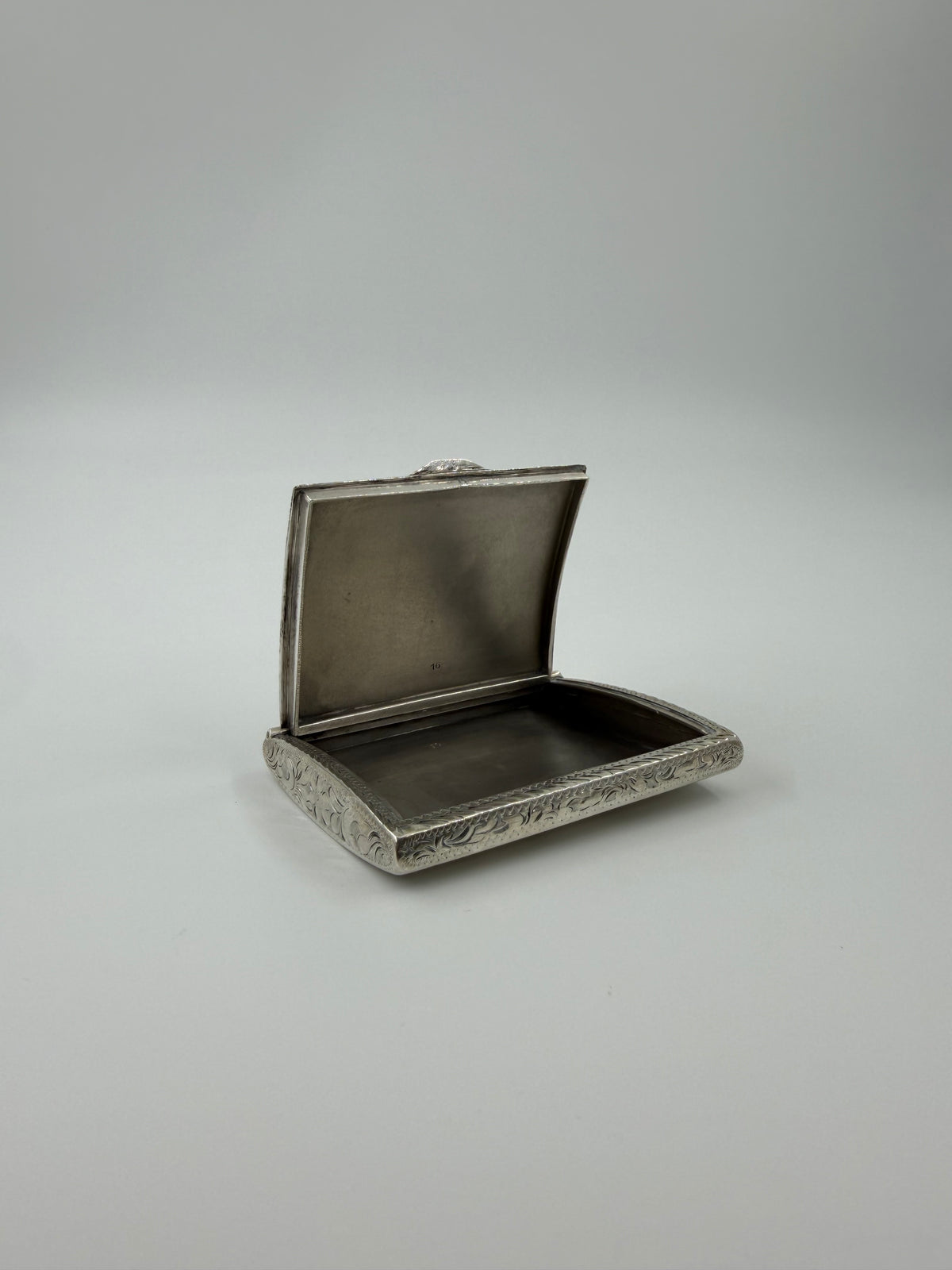 ANTIQUE FRENCH SOLID 835 SILVER HAND-ENGRAVED CIGARETTE CARD CASE, L. LAPAR PARIS, C. 1890