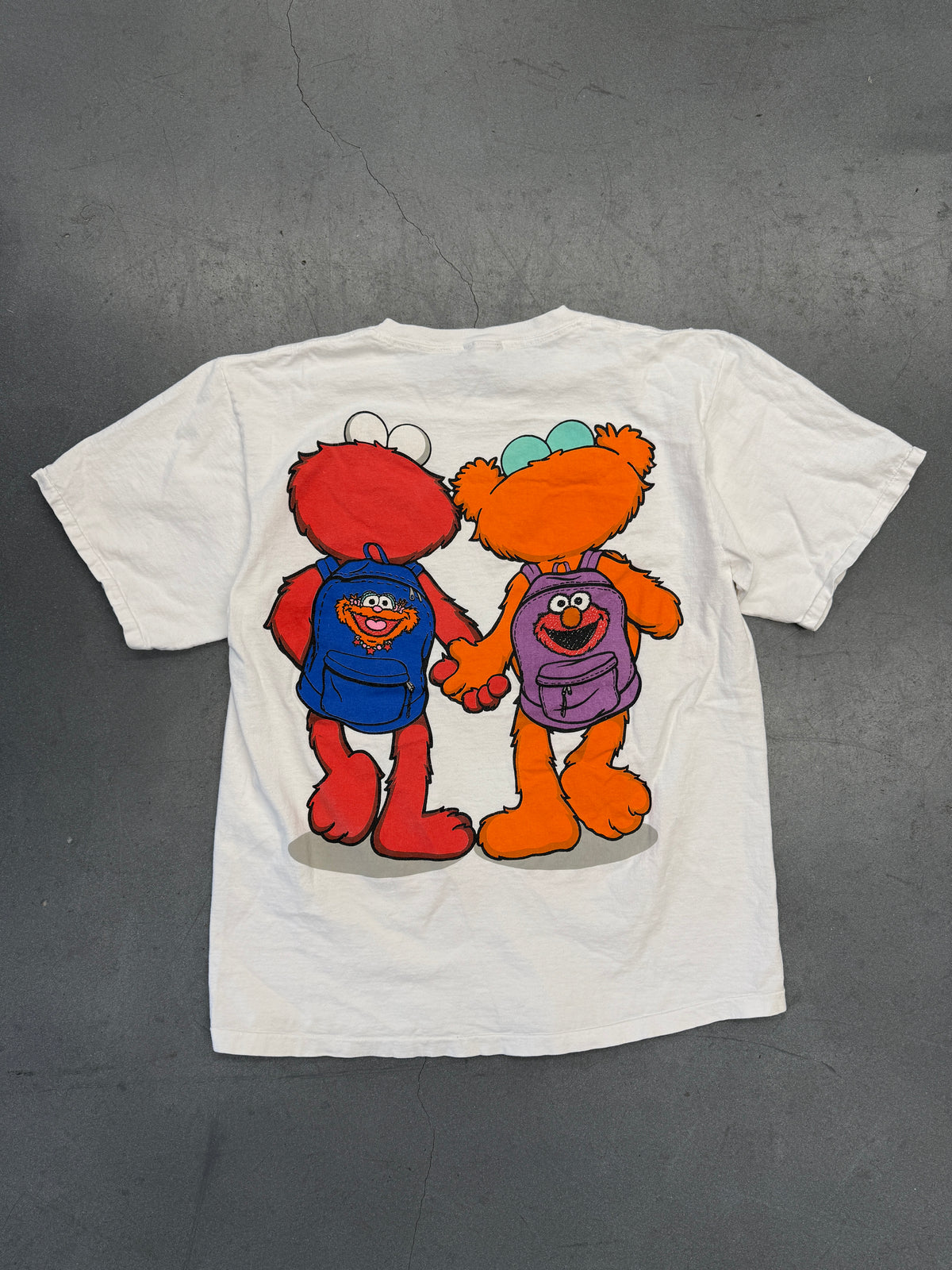 90S ELMO & ZOE BACKPACK JIM HENSON TEE (CHANGES TAG)
