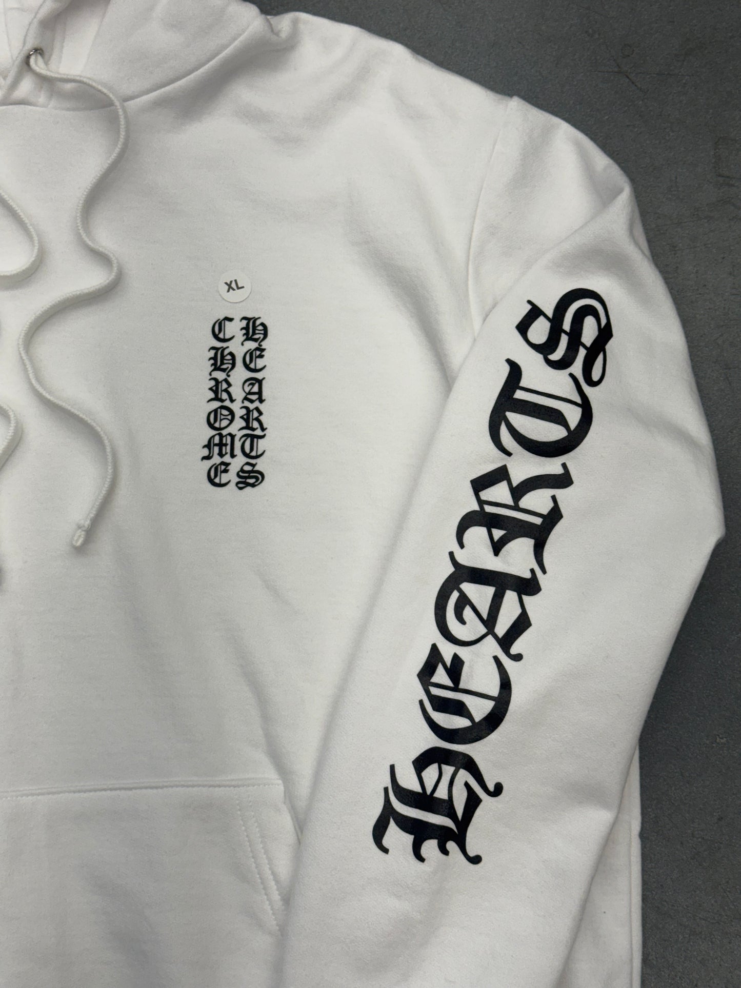 CHROME HEARTS VERTICAL LOGO HOODIE - WHITE
