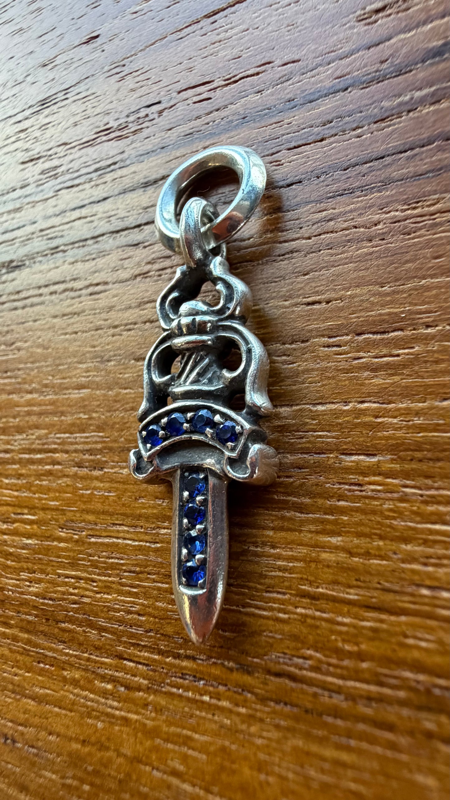 CHROME HEARTS #5 DAGGER BLUE SAPPHIRE/SILVER PENDANT