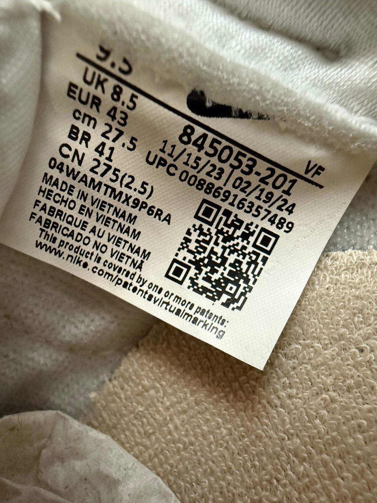 2024 SIZE 9.5 NIKE AIR FORCE 1 LOW LINEN (NEW WITH BOX)