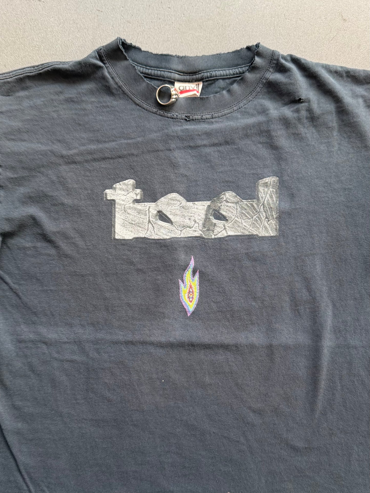 2002 TOOL LATERALUS TOUR TORCH TEE (ANVIL TAG)