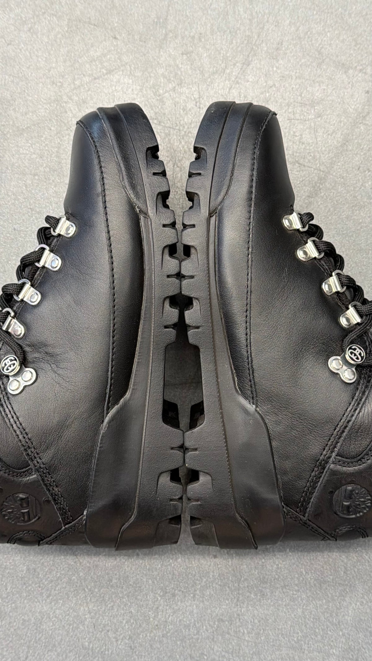 2023 STUSSY TIMBERLAND WORLD HIKER BOOT