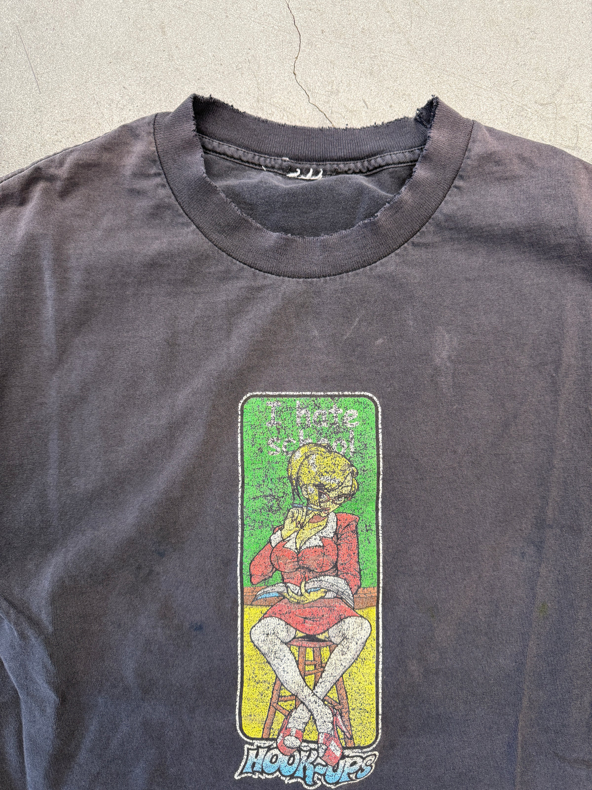 90'S THE HOOK-UPS I HATE SCHOOL TEE (PULLED TAG)