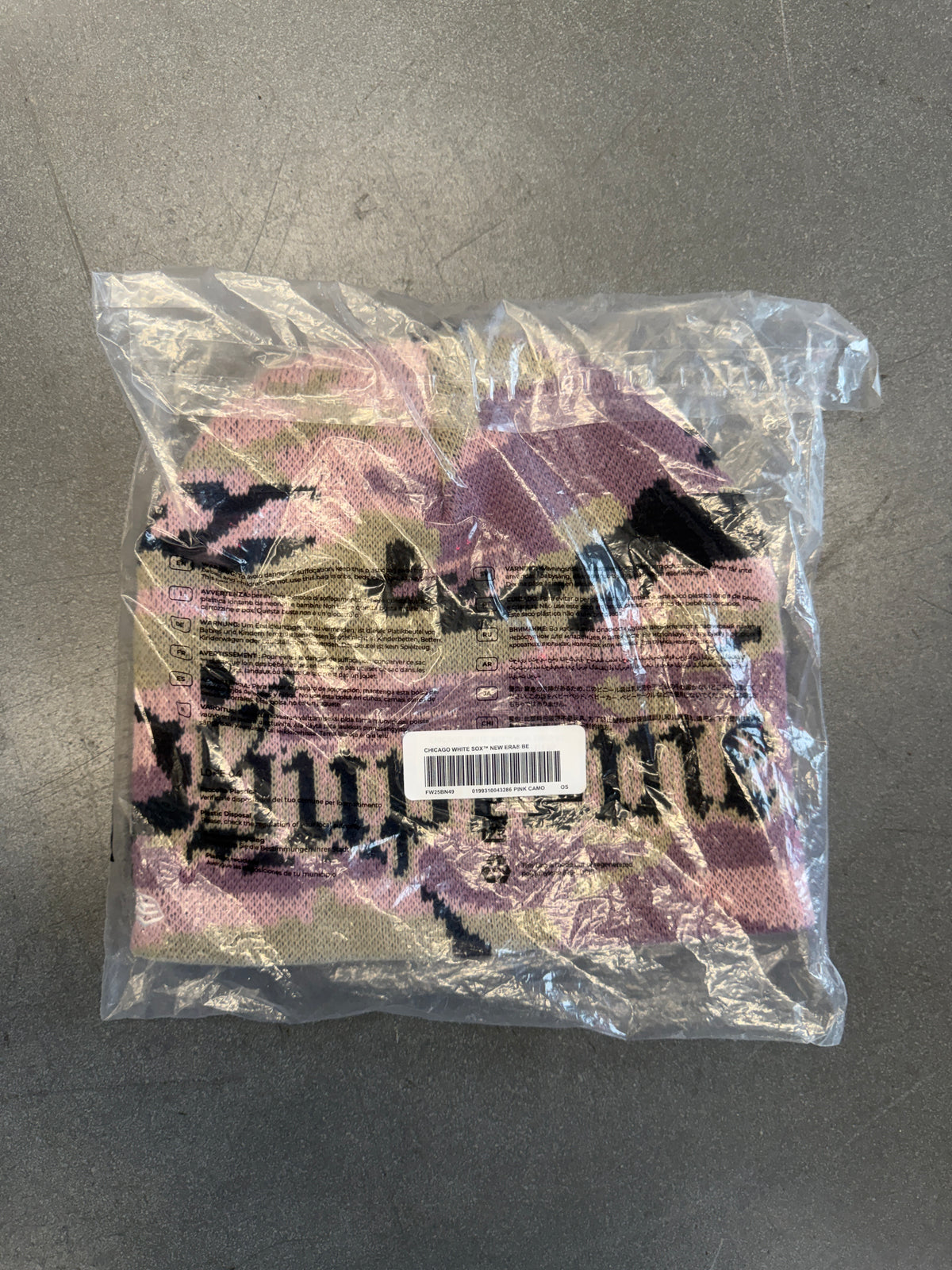 FW25 CHICAGO WHITE SOX NEW ERA  BEANIE - PINK CAMO