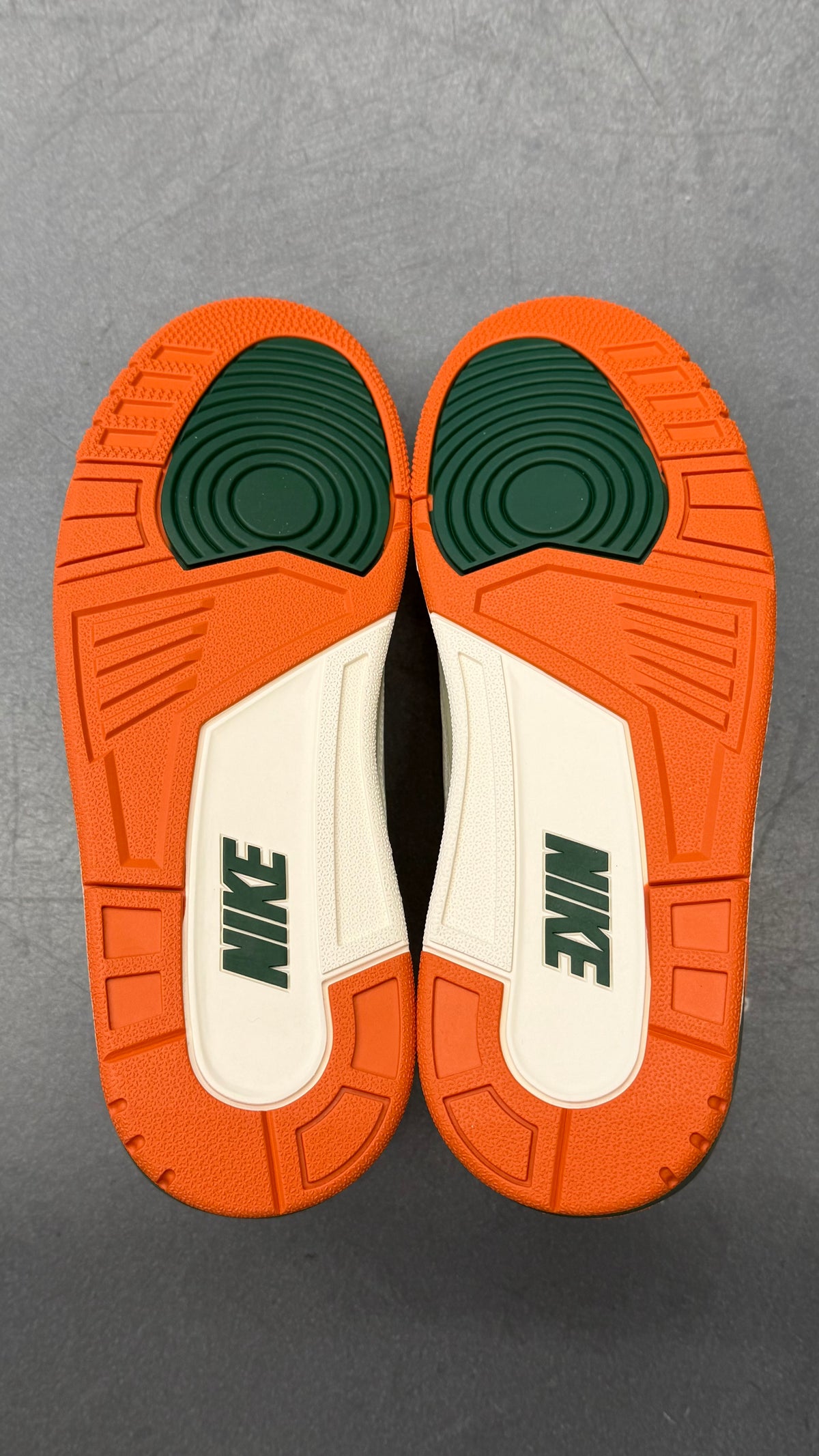 2025 JORDAN 3 RETRO SP SOLEFLY MIAMI (W/BOX)