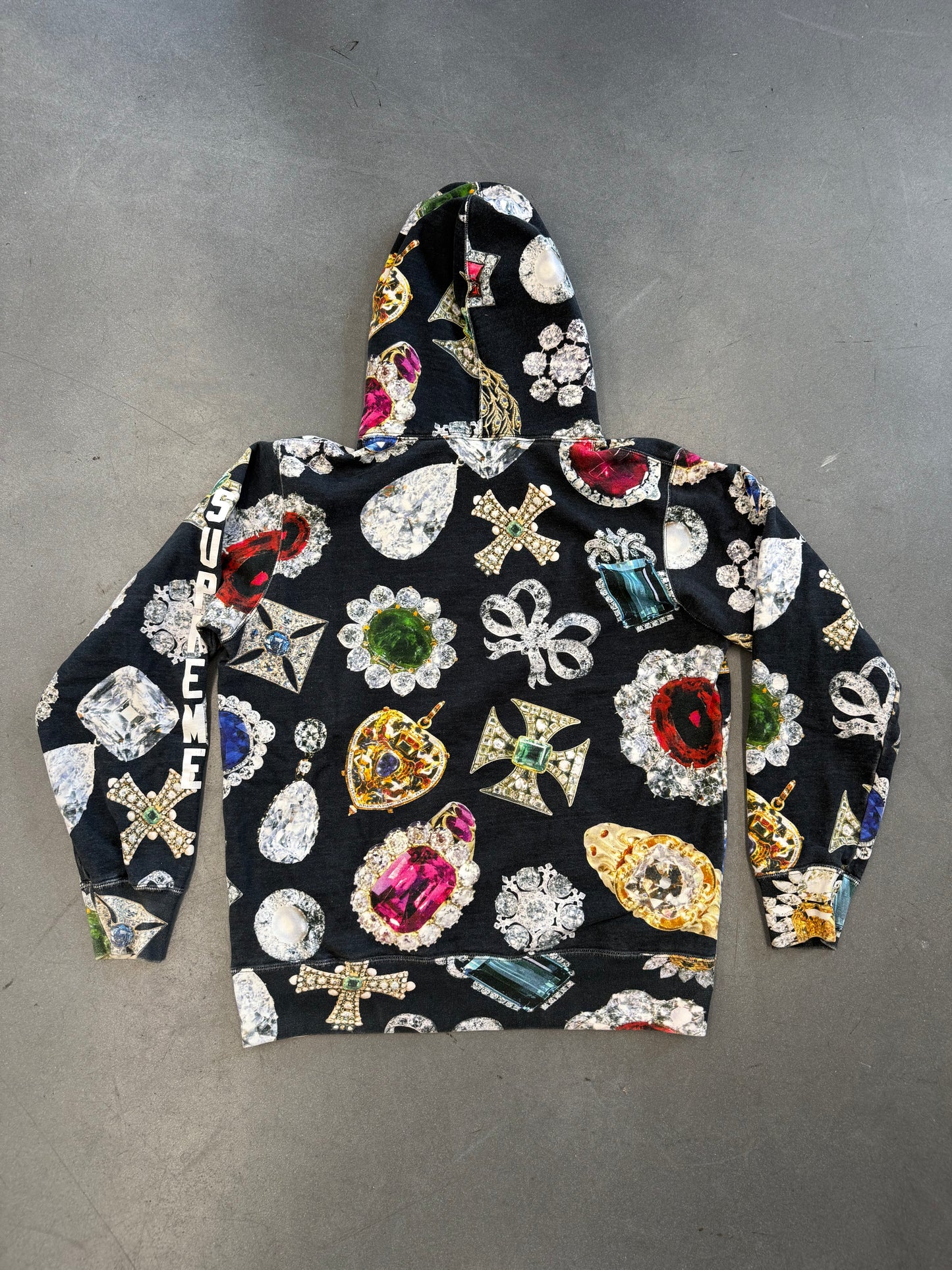 FW18 SUPREME JEWELS HOODED SWEATSHIRT