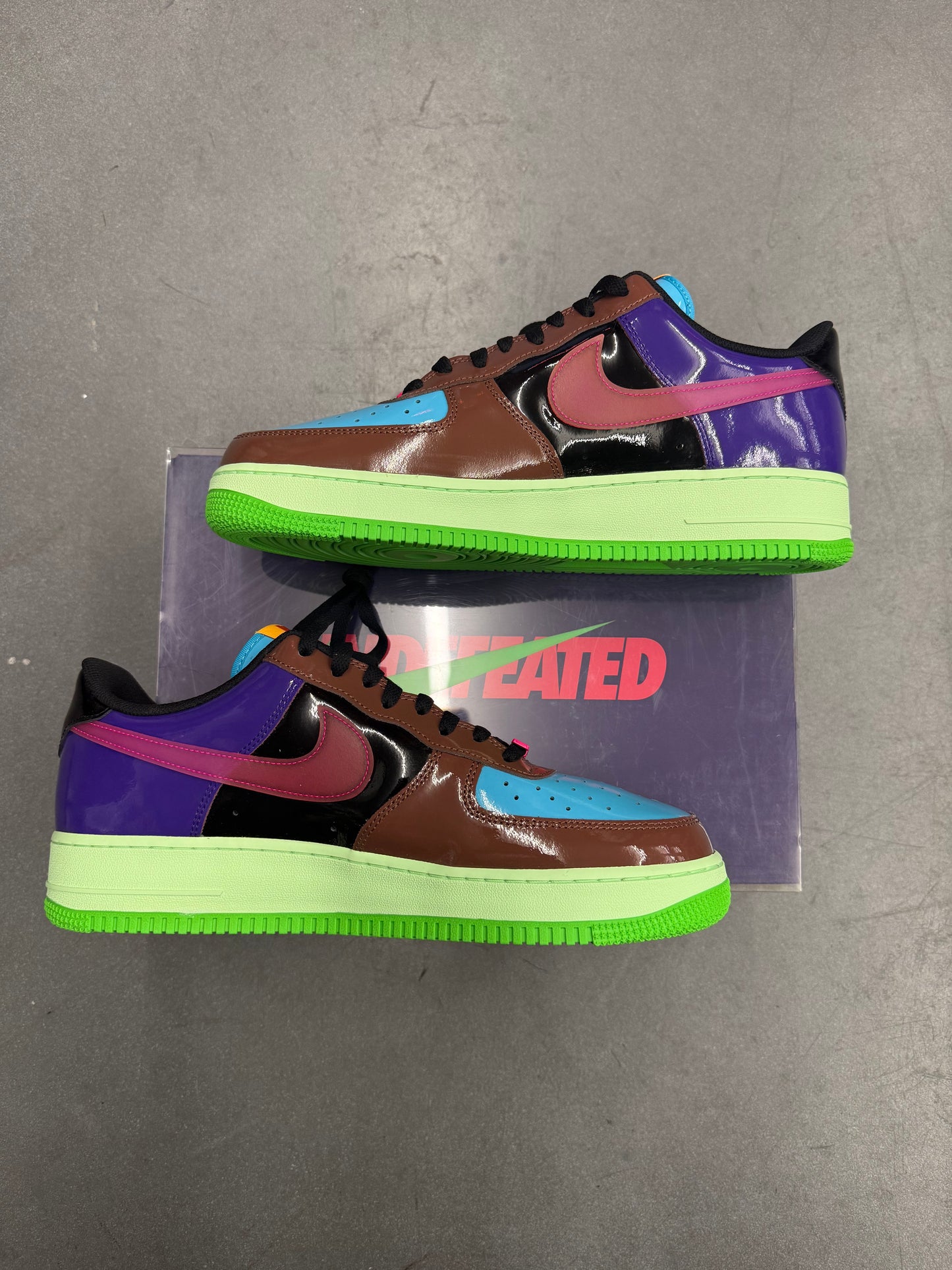 SIZE 13 NIKE AIR FORCE 1 LOW SP UNDEFEATED (BRAND NEW WITH BOX)