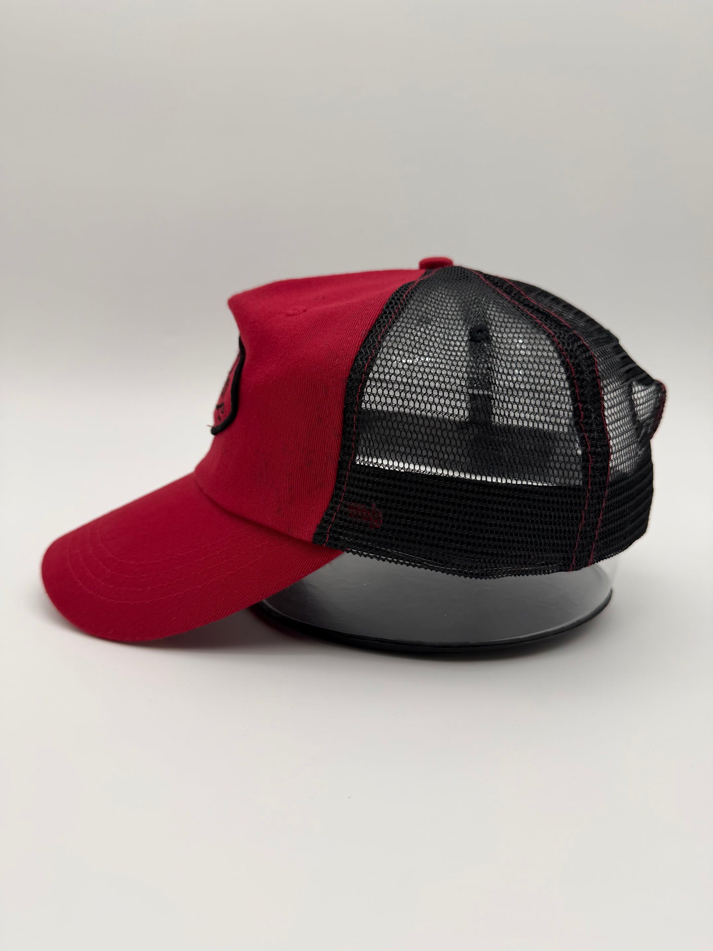 VON DUTCH TRUCKER HAT RED/BLACK