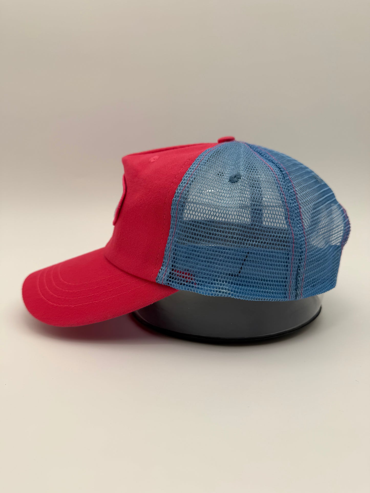 VON DUTCH TRUCKER HAT PINK/BLUE