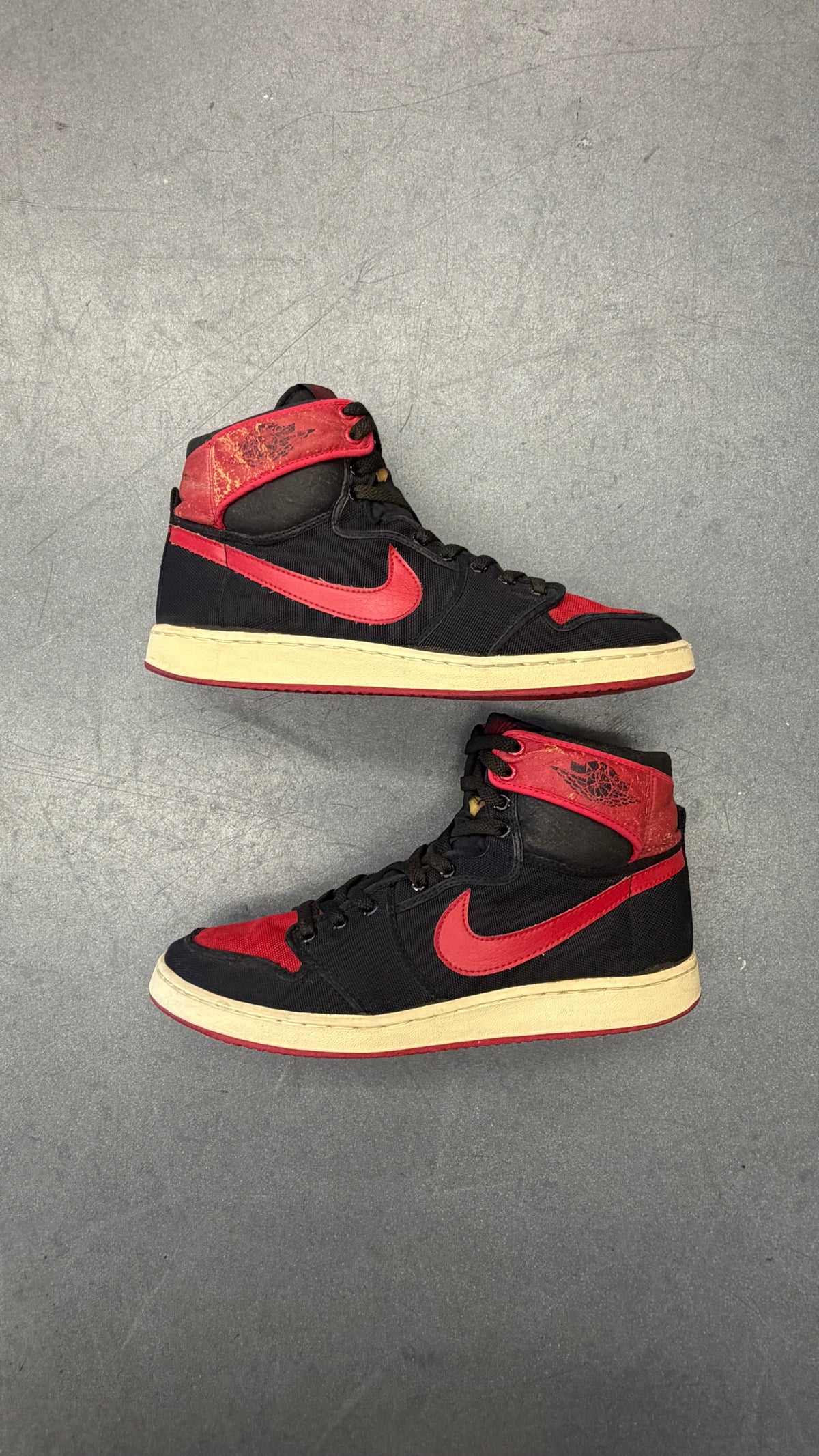 1985 AJKO JORDAN 1 HIGH - BRED (E)
