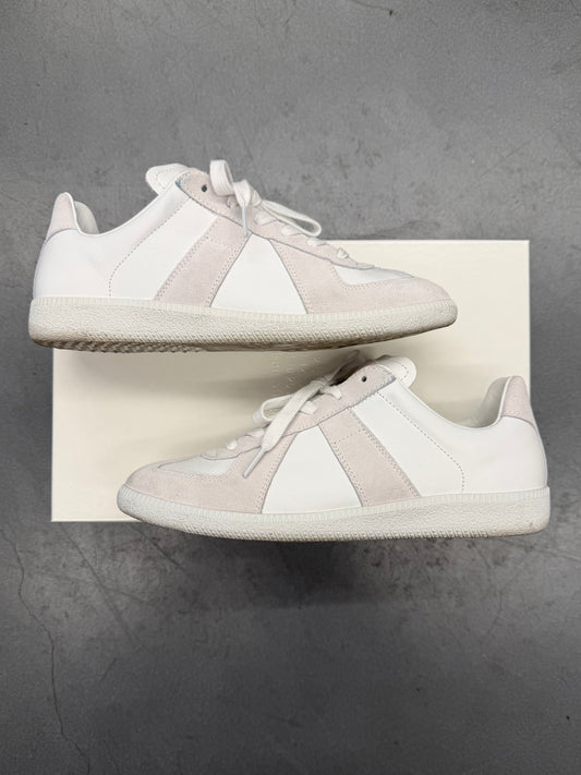 SIZE 40 MAISON MARGIELA REPLICA SNEAKER - WHITE/GREY (W/BOX)