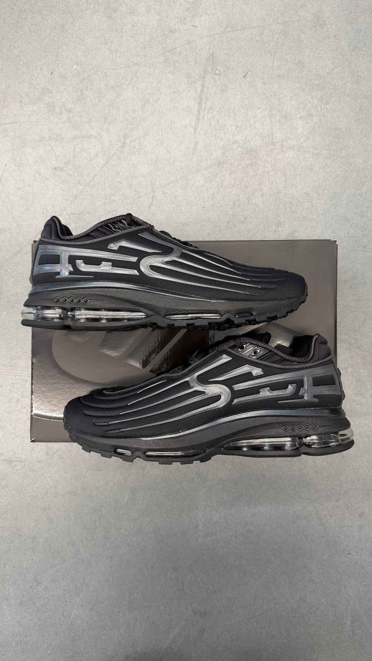 FW26 SUPREME NIKE AIR MAX 2001 ECSTASY PLUS SP - BLACK