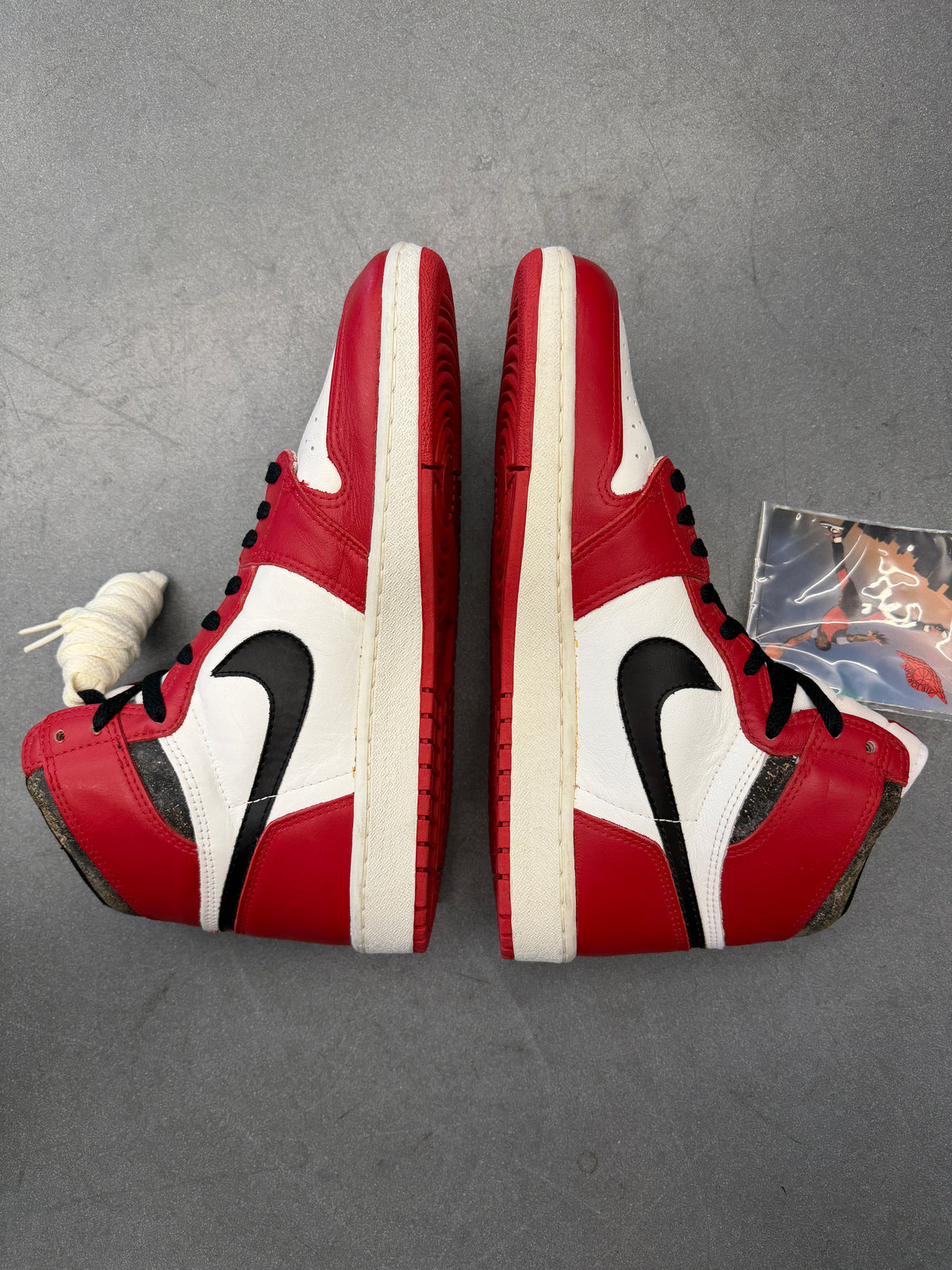 1985 AIR JORDAN 1 HIGH CHICAGO (DEADSTOCK NEVER WORN)