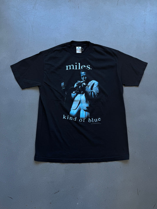 2000 MILES DAVIS KIND OF BLUE TEE (AAA TAG)