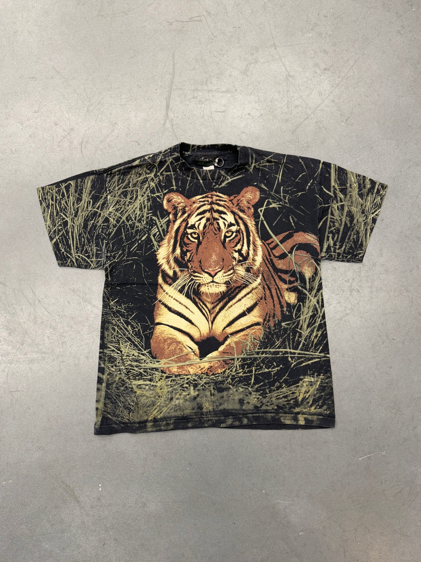 Y2K TIGER IN THE GRASS AOP TEE (RADICAL NATURE TAG)