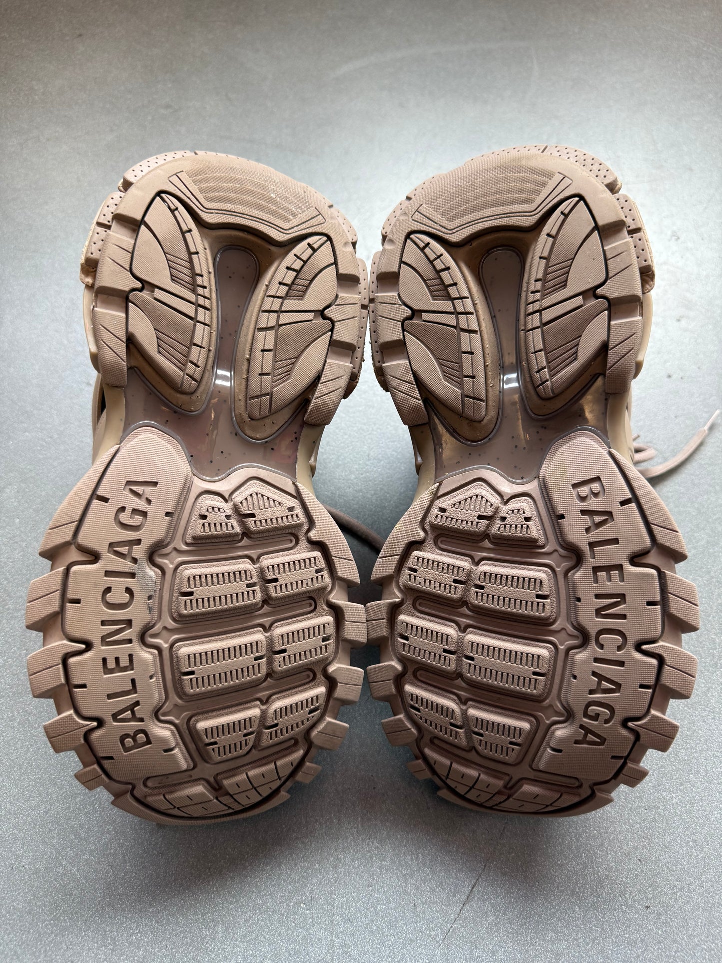 SIZE 37 BALENCIAGA WOMEN'S TRACK SNEAKER RECYCLED SOLE  "BEIGE" (PRE-OWNED NO BOX)