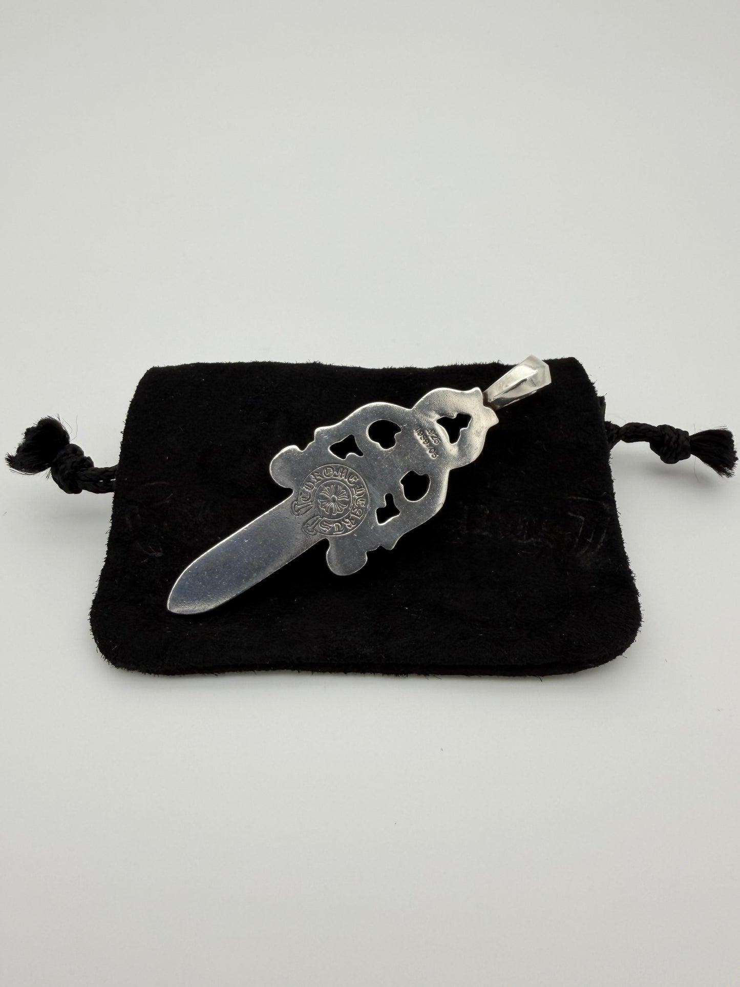 CHROME HEARTS BIG DAGGER SILVER PENDANT