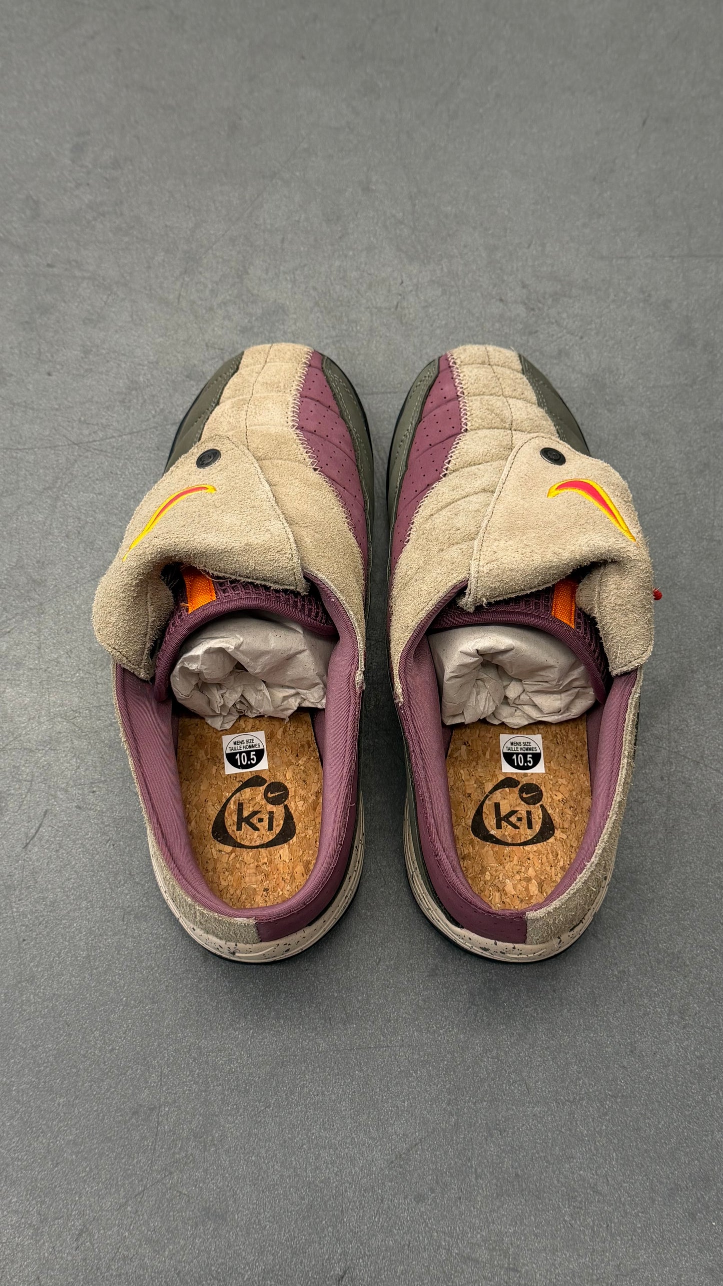 2026 NIKE TOTAL 90 MULE - KIDS OF IMMIGRANTS KHAKI