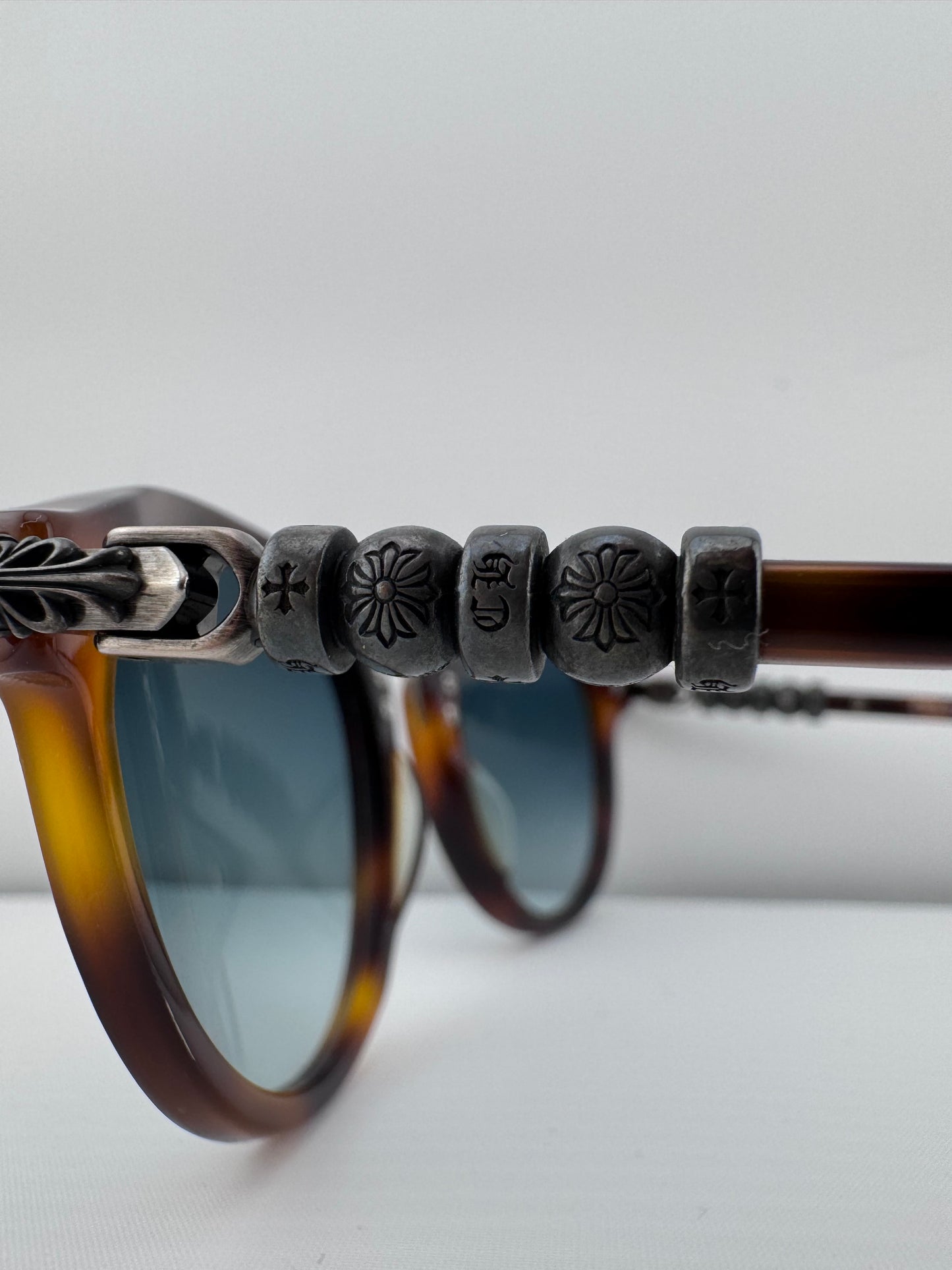 CHROME HEARTS 'CUNNING STUNT' TORTOISE SUNGLASSES (PRE-OWNED WITH CASE)