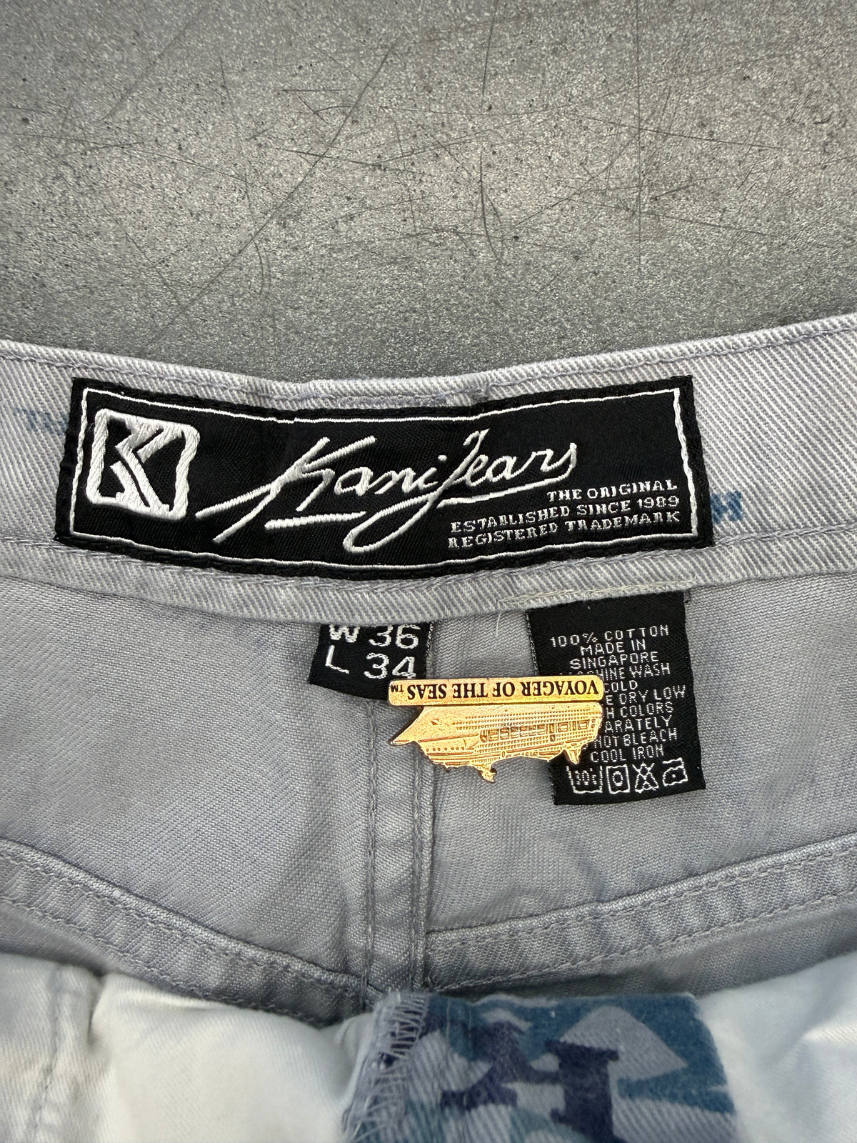 90'S KARL KANI AOP TEXT JEANS
