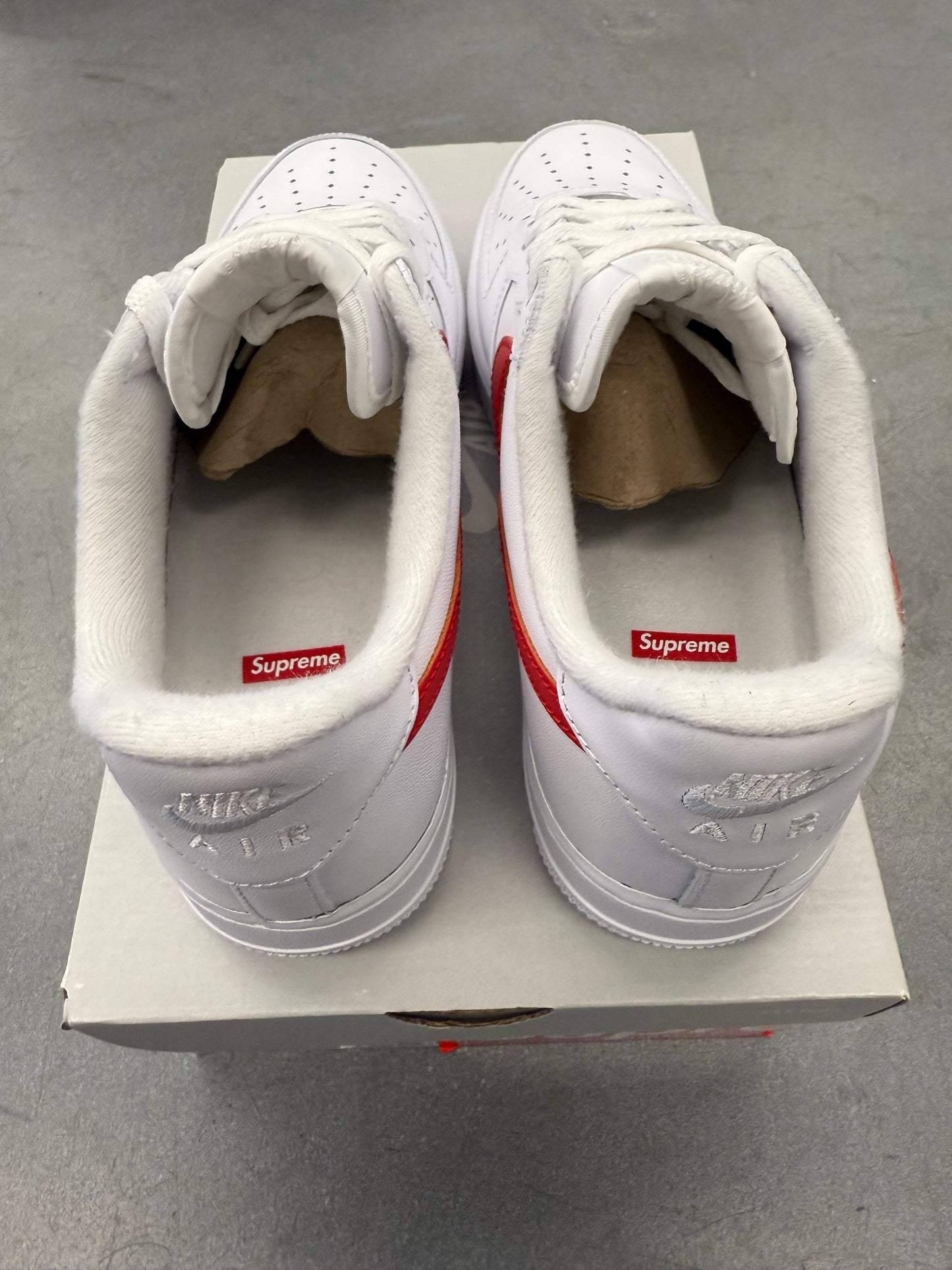 SS24 SIZE 8.5 SUPREME NIKE AIR FORCE 1 LOW SHANGHAI EXCLUSIVE (REPLACEMENT BOX)