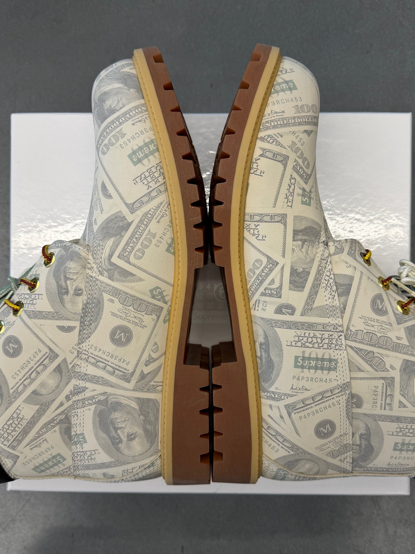 SS26 SUPREME MM-6 TIMBERLAND 6 IN BOOT (W/ BOX)