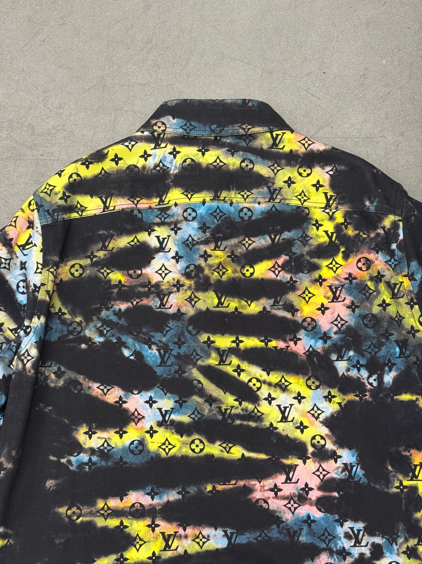 LOUIS VUITTON TIGER TIE-DYE PRINTED MONOGRAM DENIM SHIRT