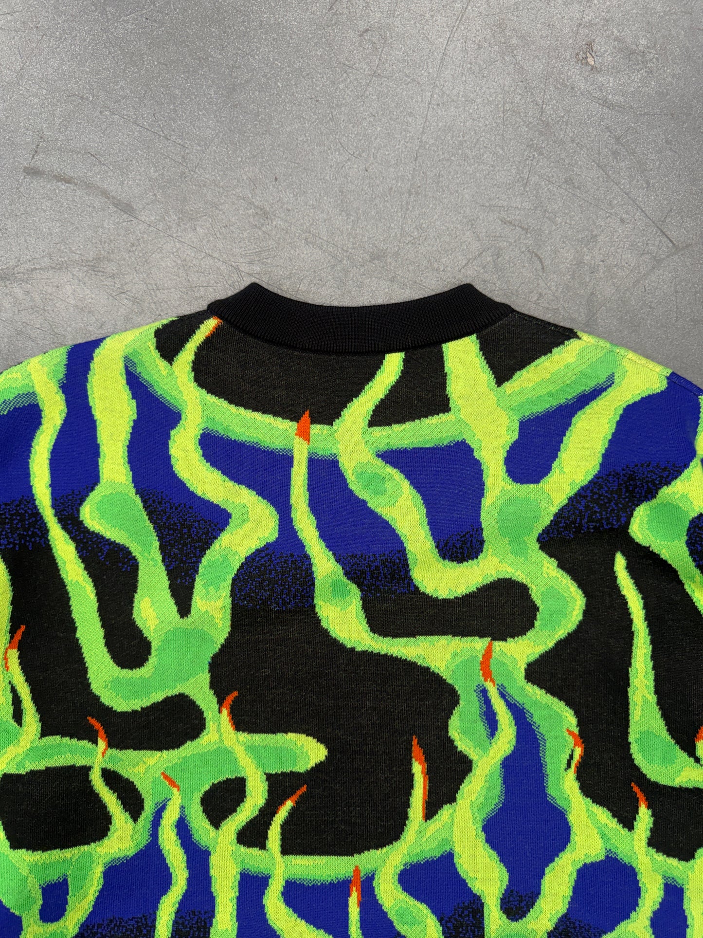 FW22 LOUIS VUITTON THORN FLAMES INTARSIA KNIT CREWNECK SWEATER