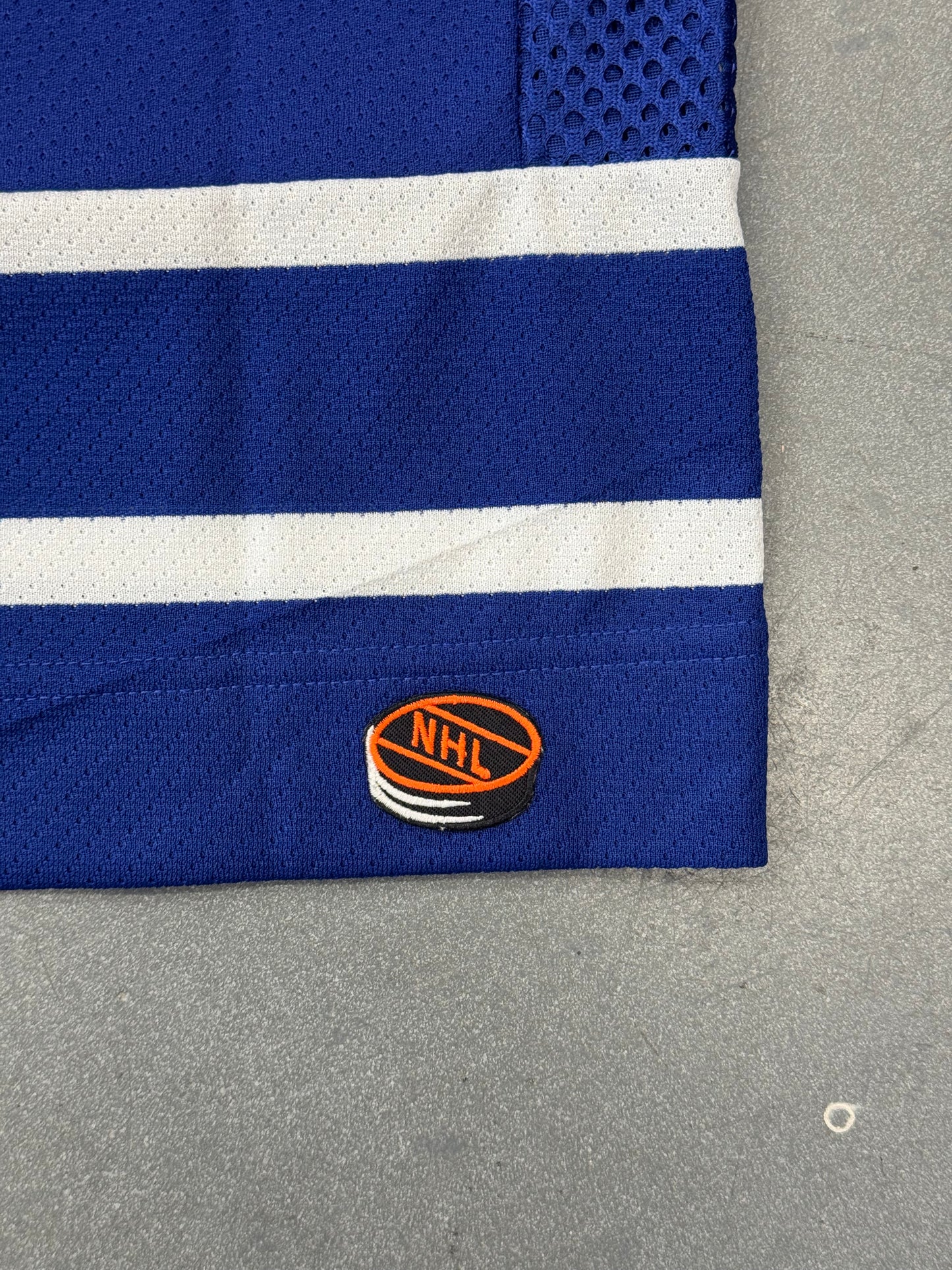 VINTAGE KOHO TORONTO MAPLE LEAFS YOUTH HOCKEY JERSEY (S/M)