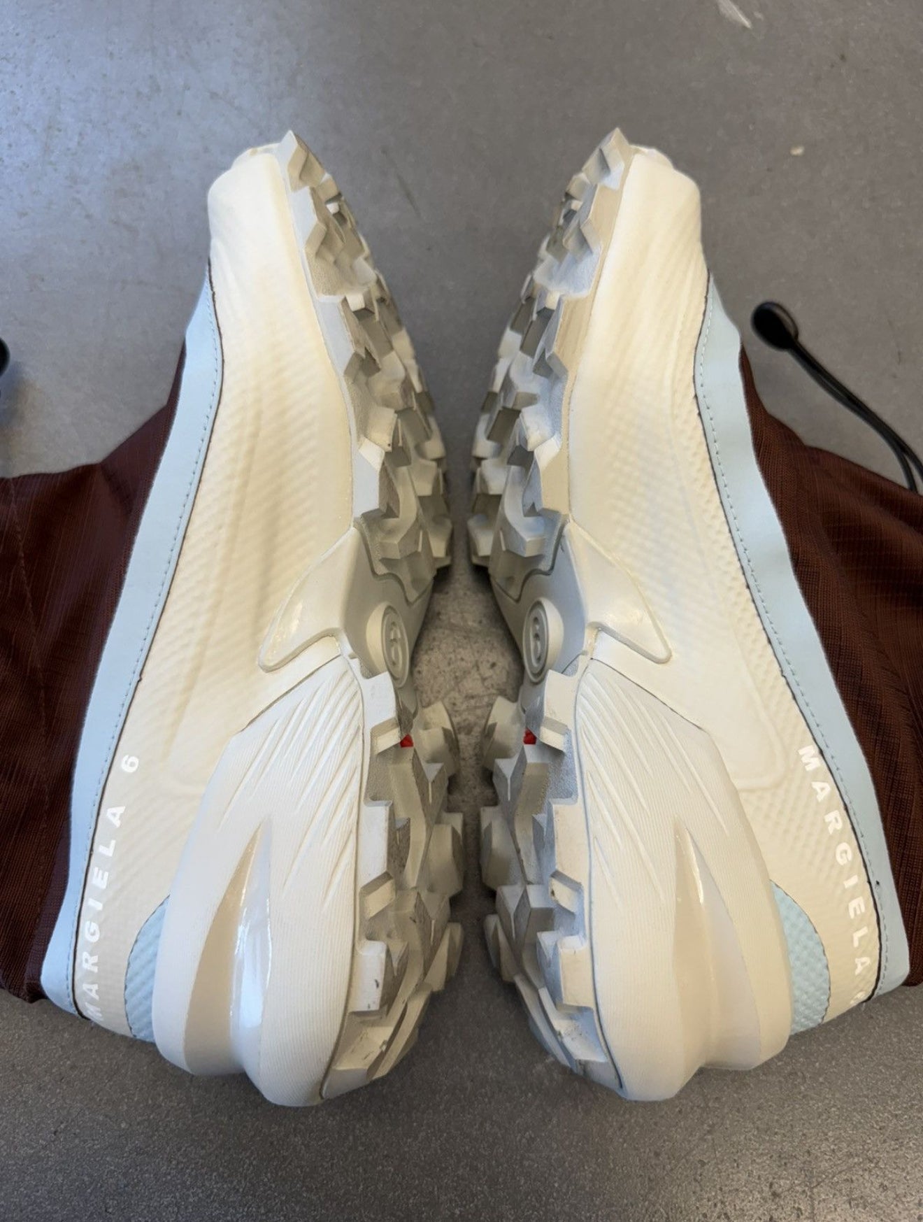2023 SALOMON CROSS HIKE MID MM6 MAISON MARGIELA CHOCOLATE