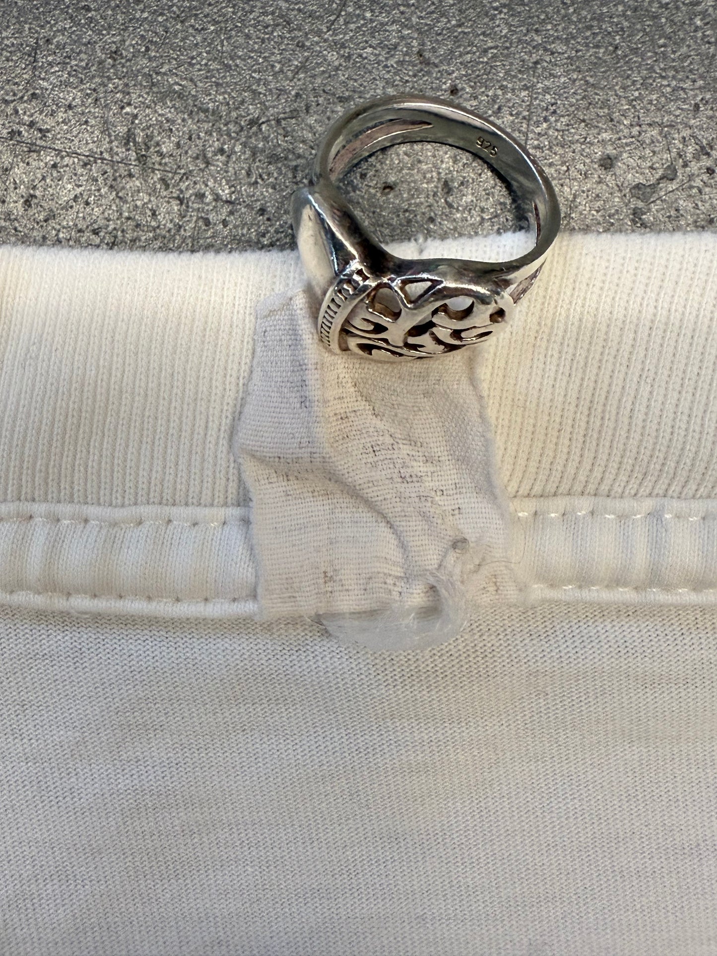 2003 RED HOT CHILI PEPPERS GREATEST HITS TEE (FADED J T’S TAG)