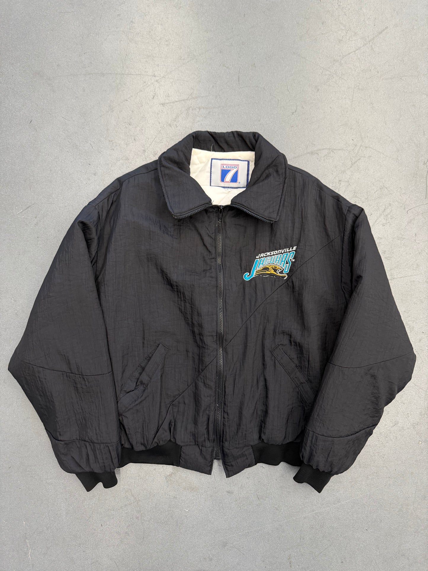 90'S JACKSONVILLE JAGUARS PUFFER JACKET (LOGO 7) (L)