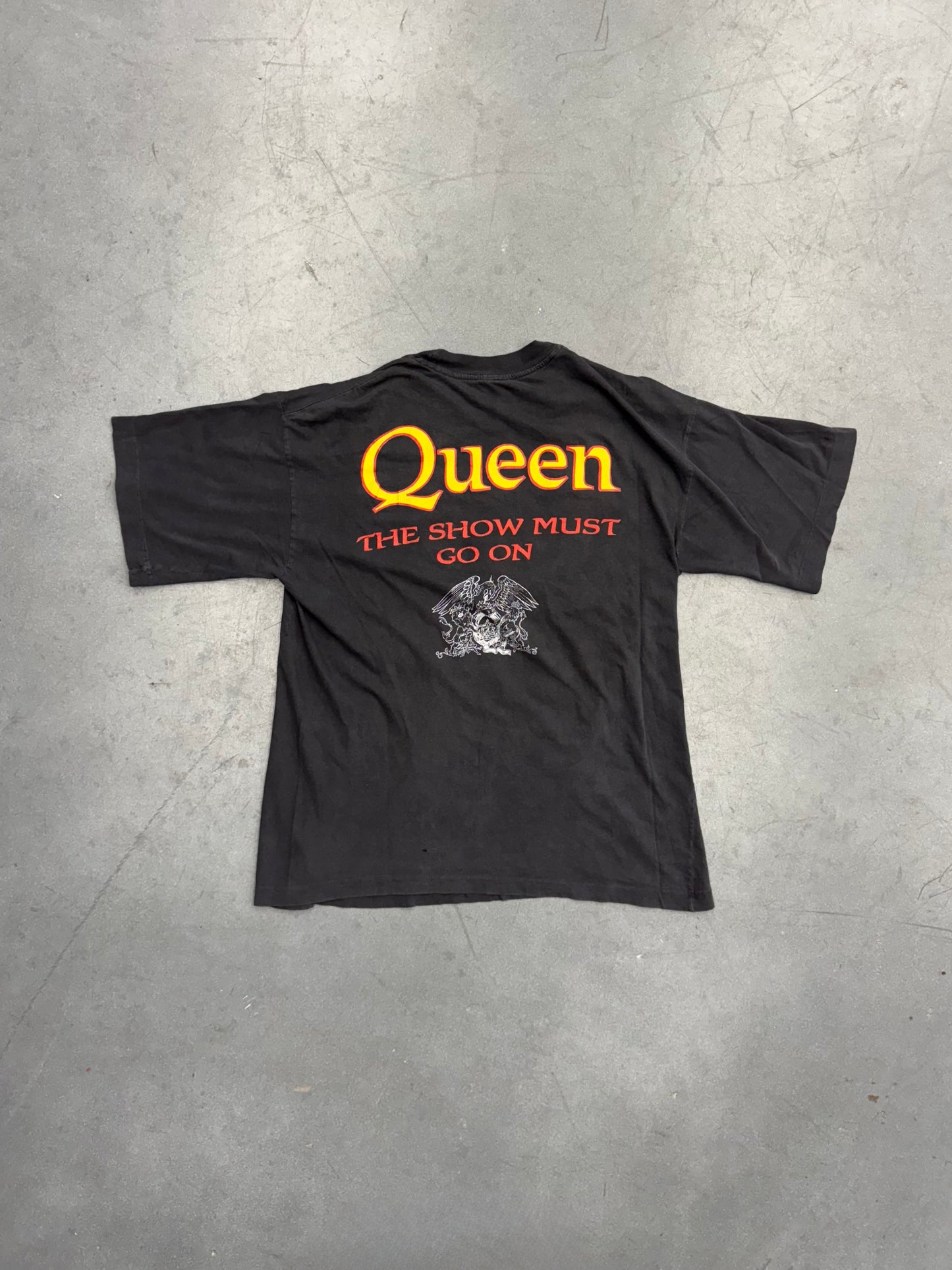 80S QUEEN "THE SHOW MUST GO ON" TEE (FADED TAG)