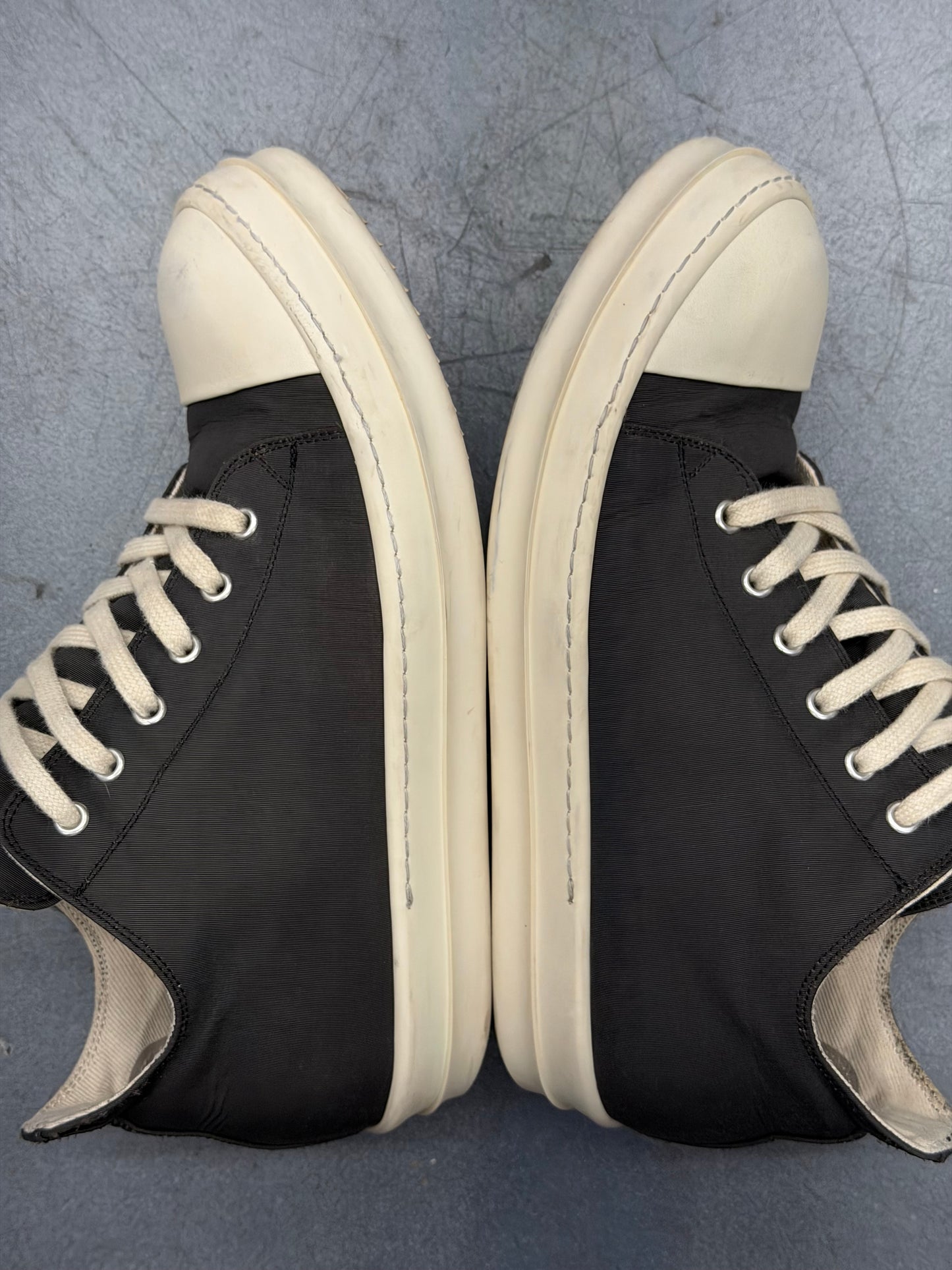 SIZE 40.5 RICK OWENS NYLON DRKSHDW LIDO LOW SNEAKS (NO BOX)