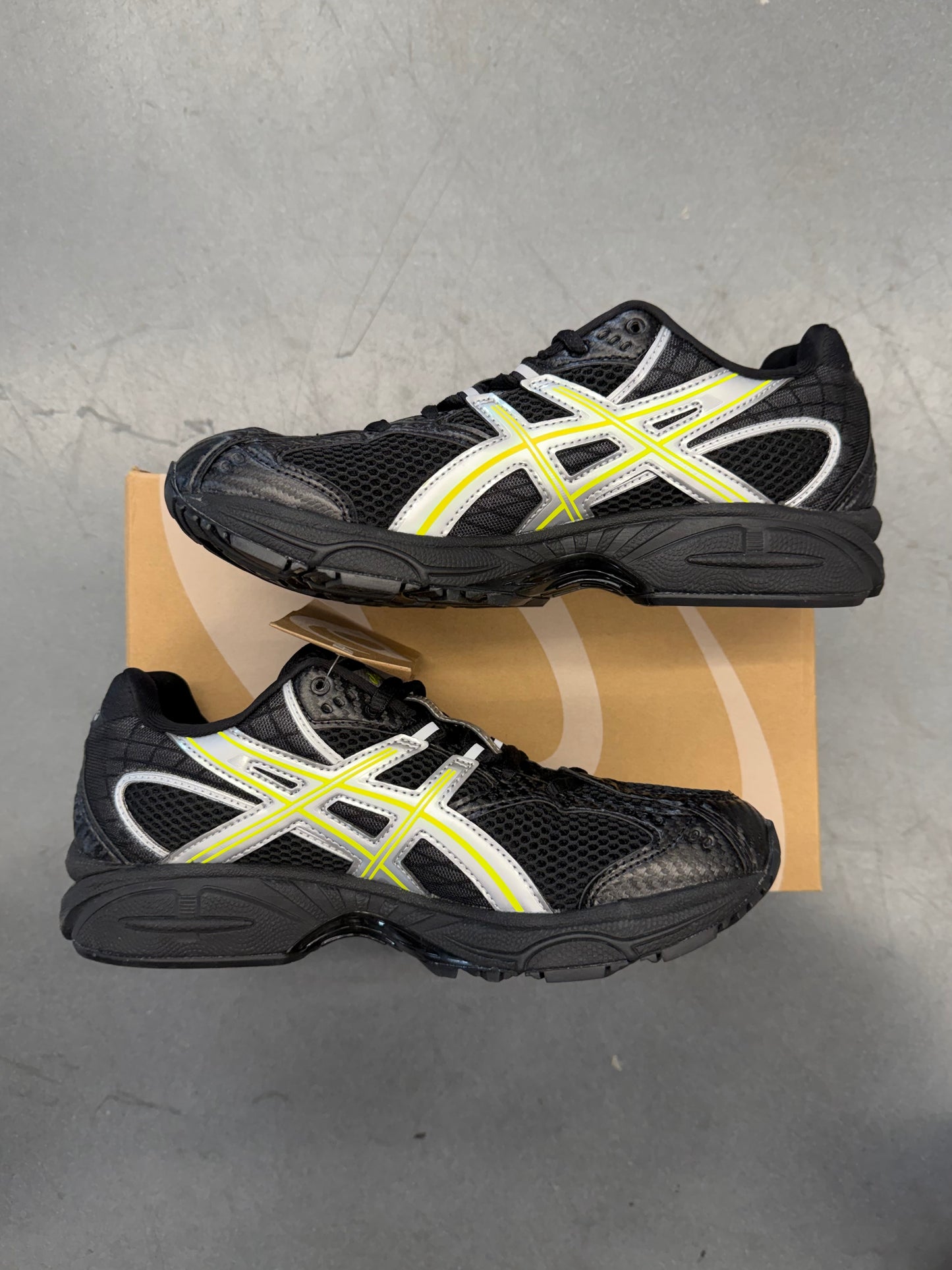 2025 ASICS GEL-NIMBUS 10.1 KITH BLACK PURE SILVER (W/BOX)