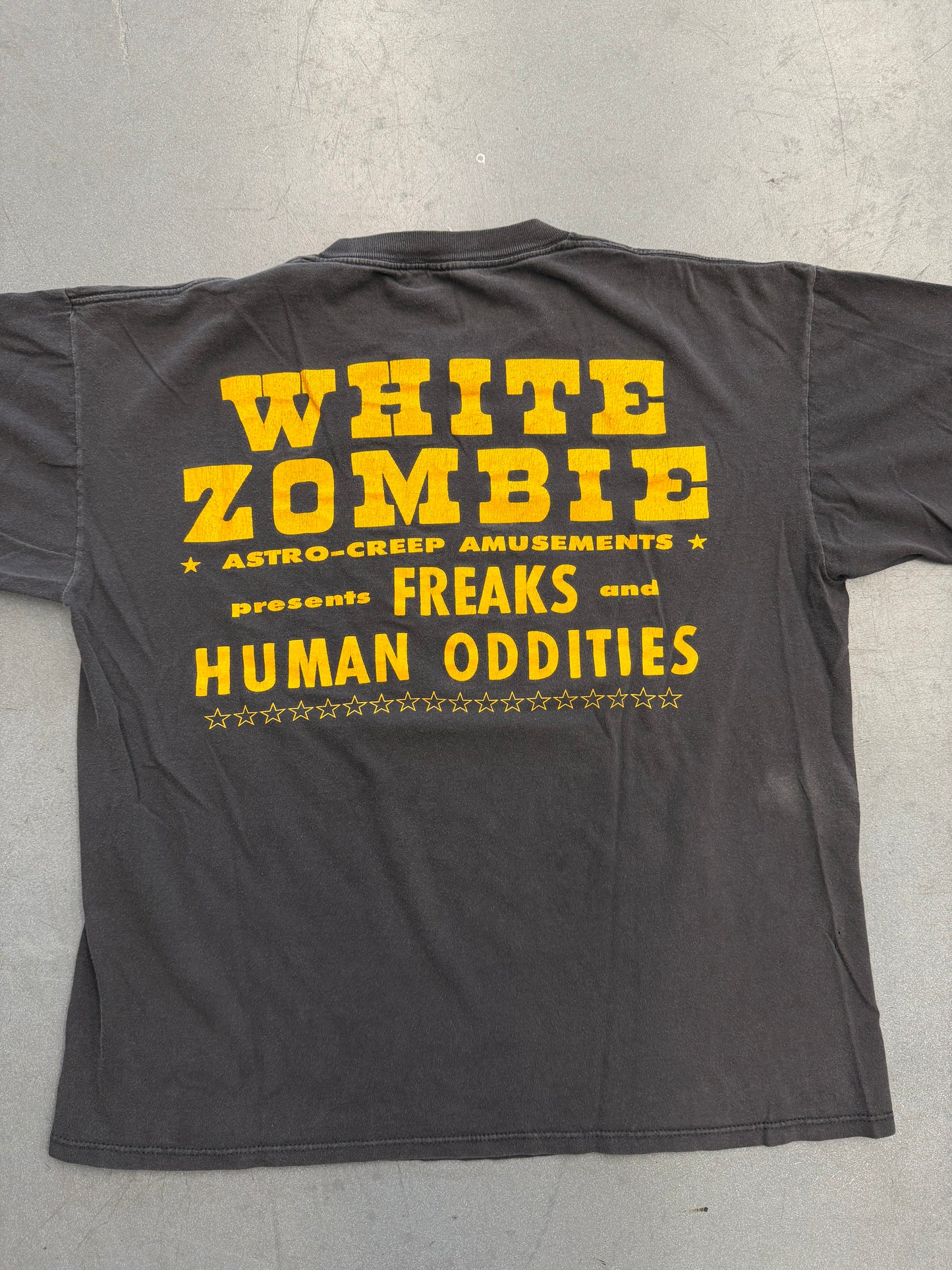 1995 WHITE ZOMBIE FREAKS AND HUMAN ODDITIES TEE (GEM TAG)