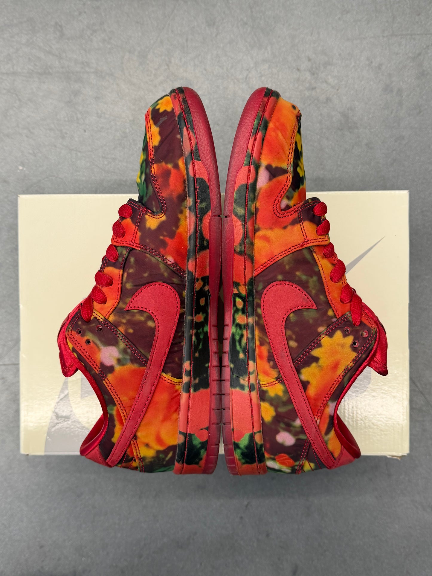 2024 NIKE SB DUNK LOW THE WIZARD OF OZ POPPY FIELD (W/BOX)