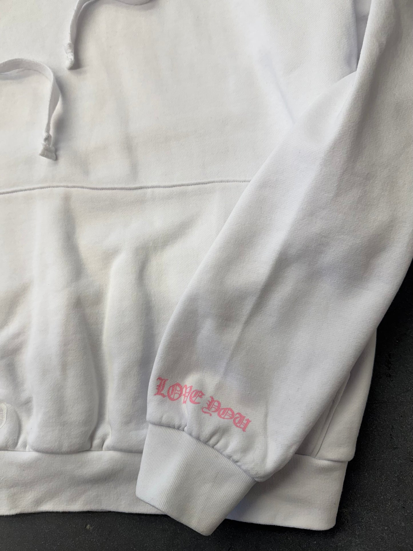 CHROME HEARTS LAURIE LYNN STARK LOVE YOU PULLOVER HOODIE - WHITE/PINK