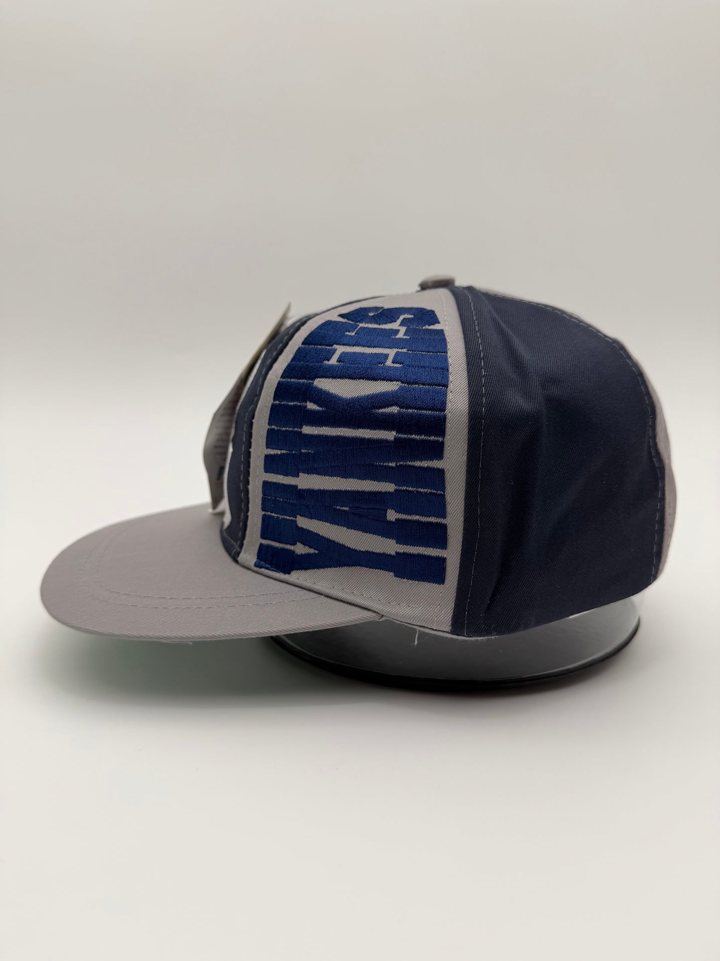 90S NEW YORK YANKEES TRIPLE LOGO SNAPBACK (GENUINE MERCHANDISE TAG) (NWT)