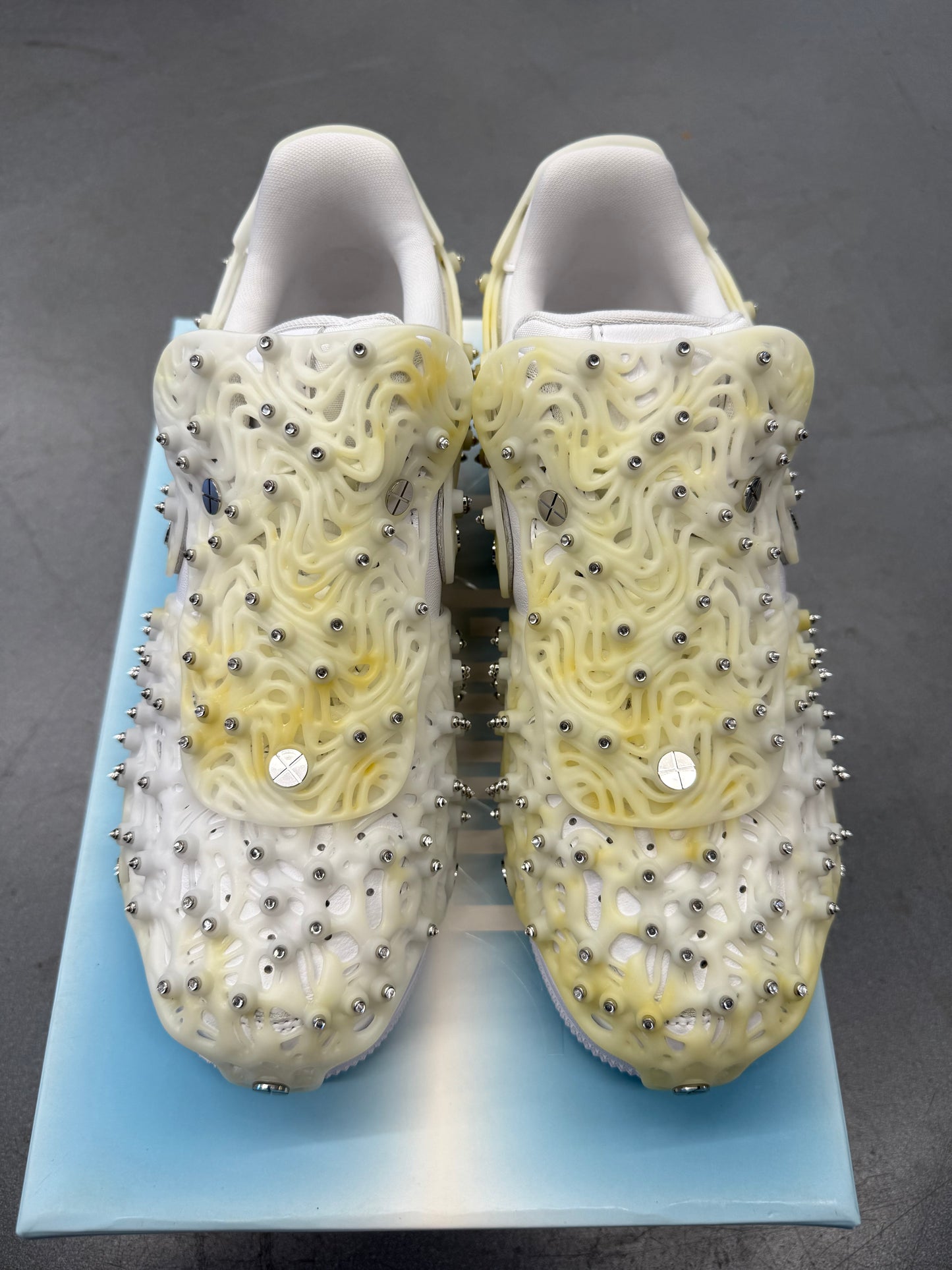 SIZE 9W NIKE AIR FORCE 1 LOW SWARVOSKI RETROFLECTIVE CRYSTAL WHITE (2021) (NEW WITH DEFECTS) (CC)