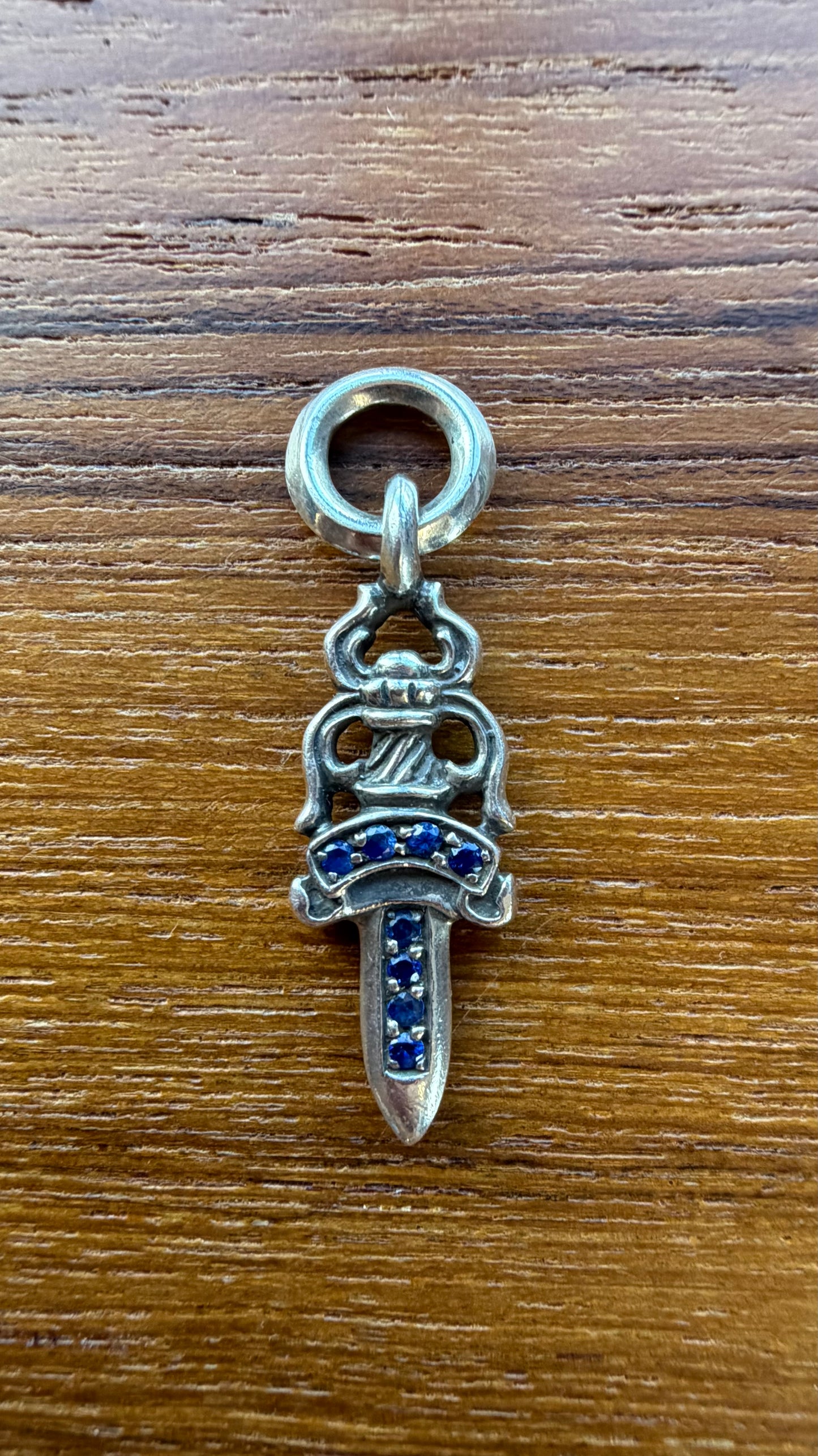 CHROME HEARTS #5 DAGGER BLUE SAPPHIRE/SILVER PENDANT